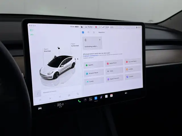Tesla Model 3 view 20