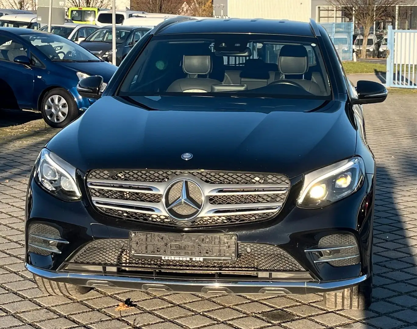 Mercedes-Benz GLC 250 d 4Matic AMG "LAUNCH EDITION" Schwarz - 2
