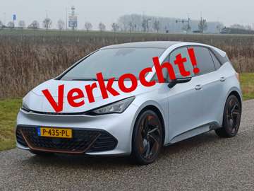 Copper Edition One 62 kWh /Pano/360 Camera/Carplay