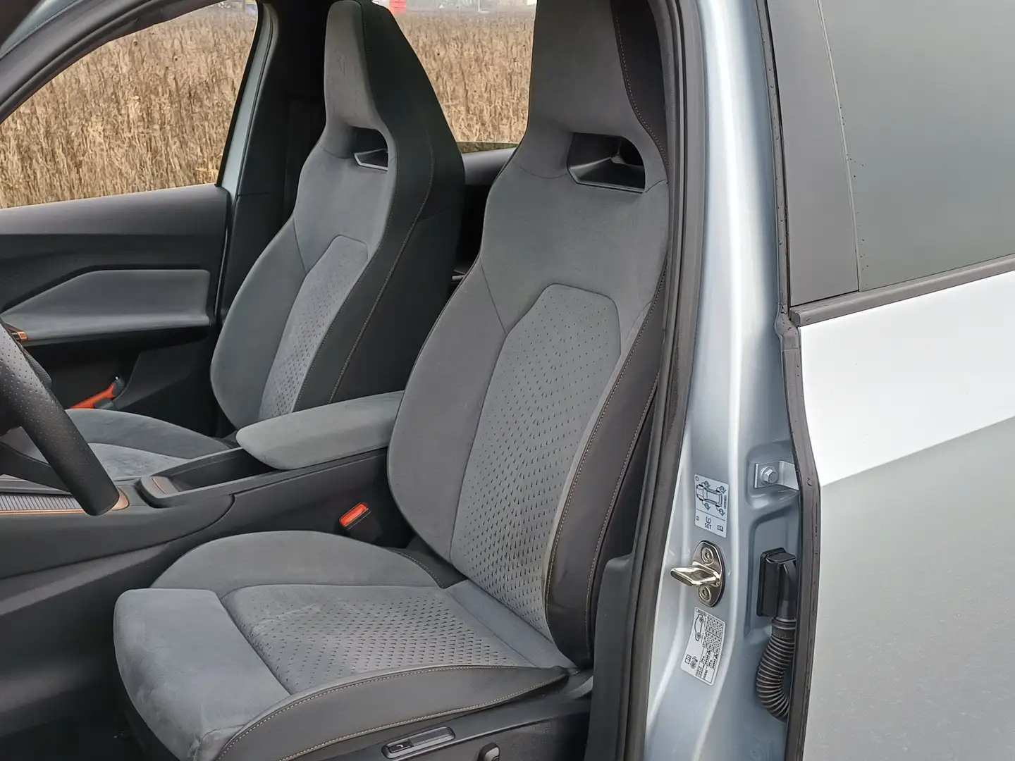 CUPRA Born Copper Edition One 62 kWh /Pano/360 Camera/Carplay Grau - 2