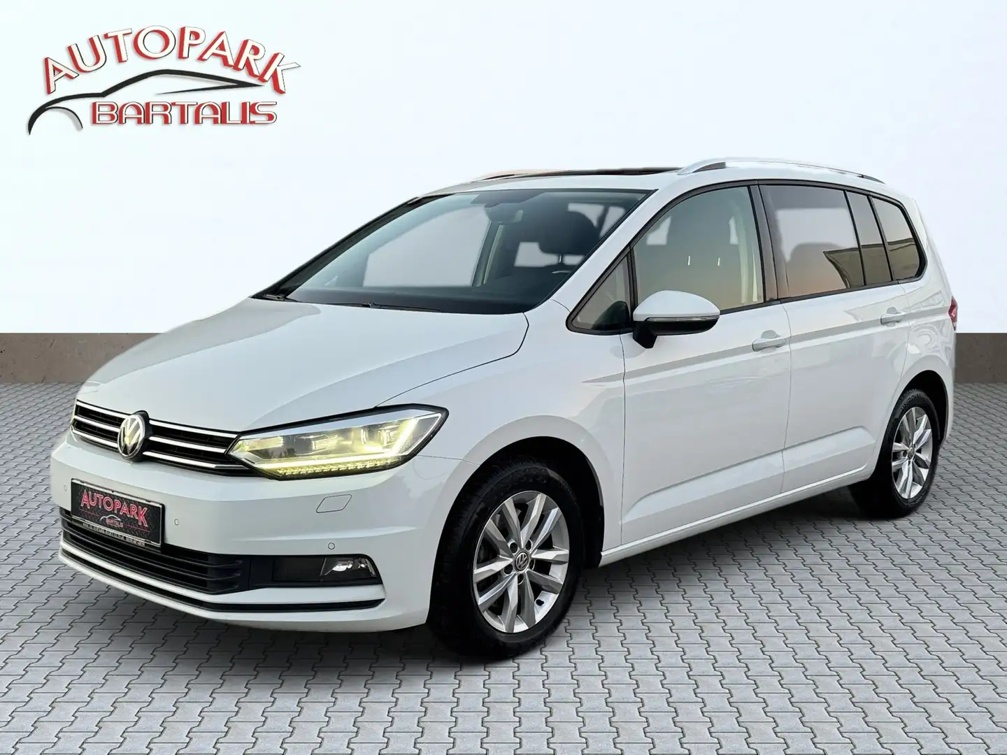 Volkswagen Touran Touran Sky DSG**1.BESSITZ**PANO**NAVI**SHZ Weiß - 1