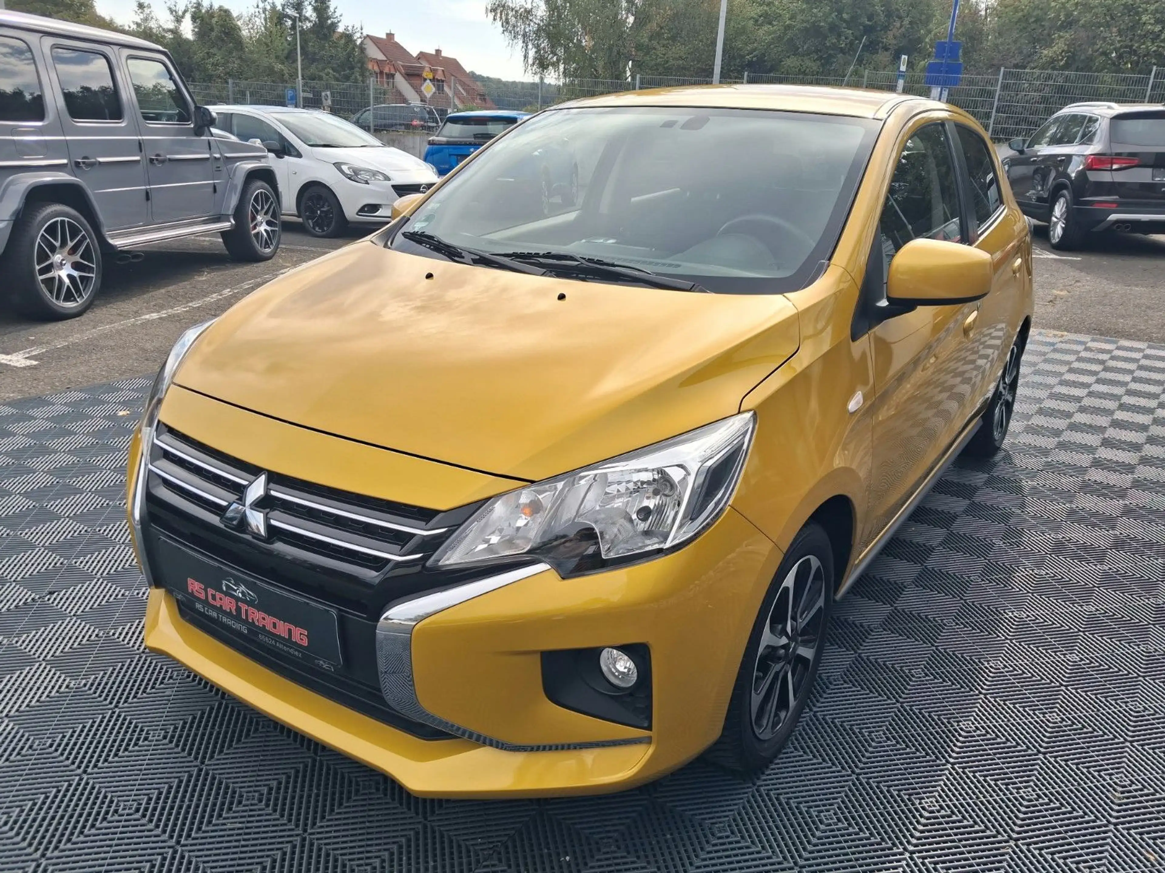 Mitsubishi Space Star Select+*Automat*22tkm*Tüv-Service Neu