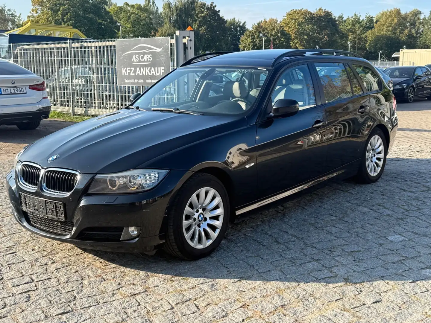 BMW 320 d xDrive*Autm*Pano*Leder*Xenon* Noir - 2