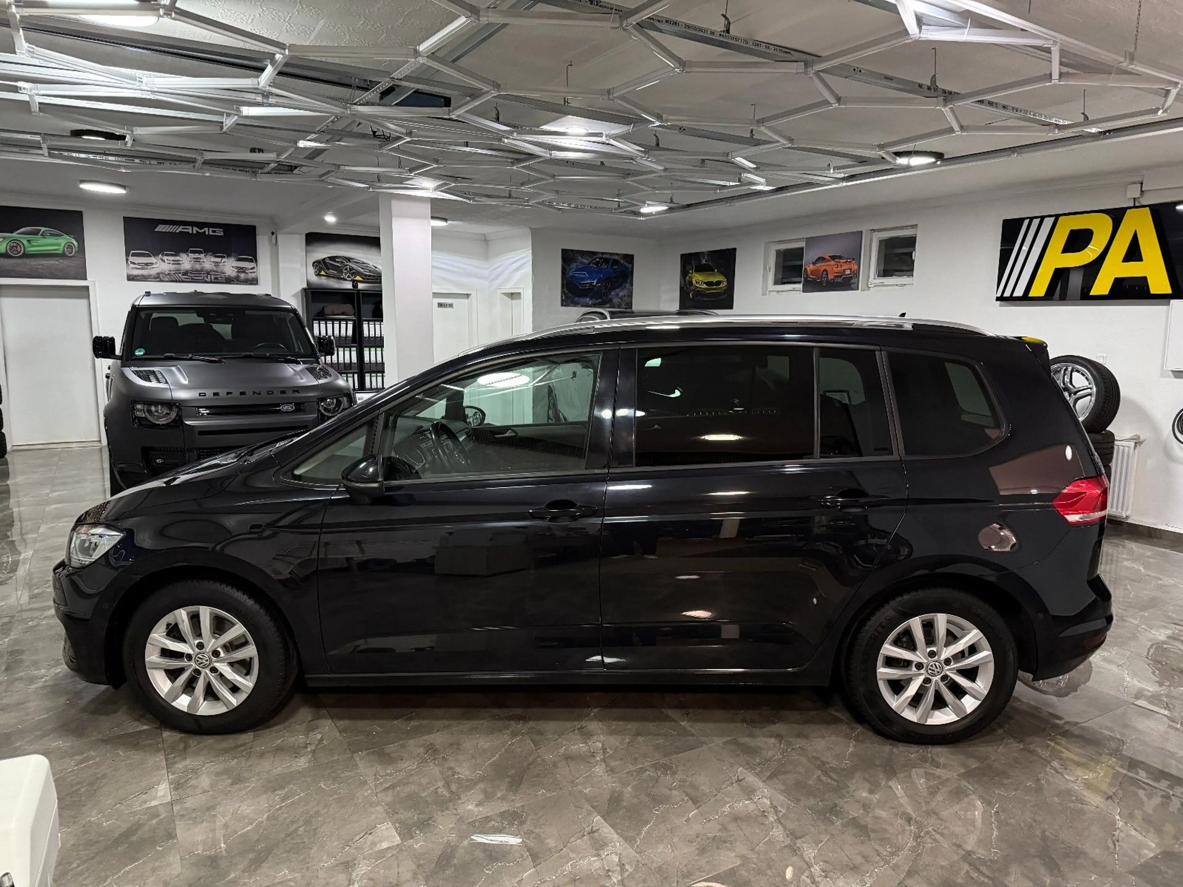Volkswagen Touran 1.6 TDI BMT / 7-Sitzer ACC Navi LED AHK — photo 2