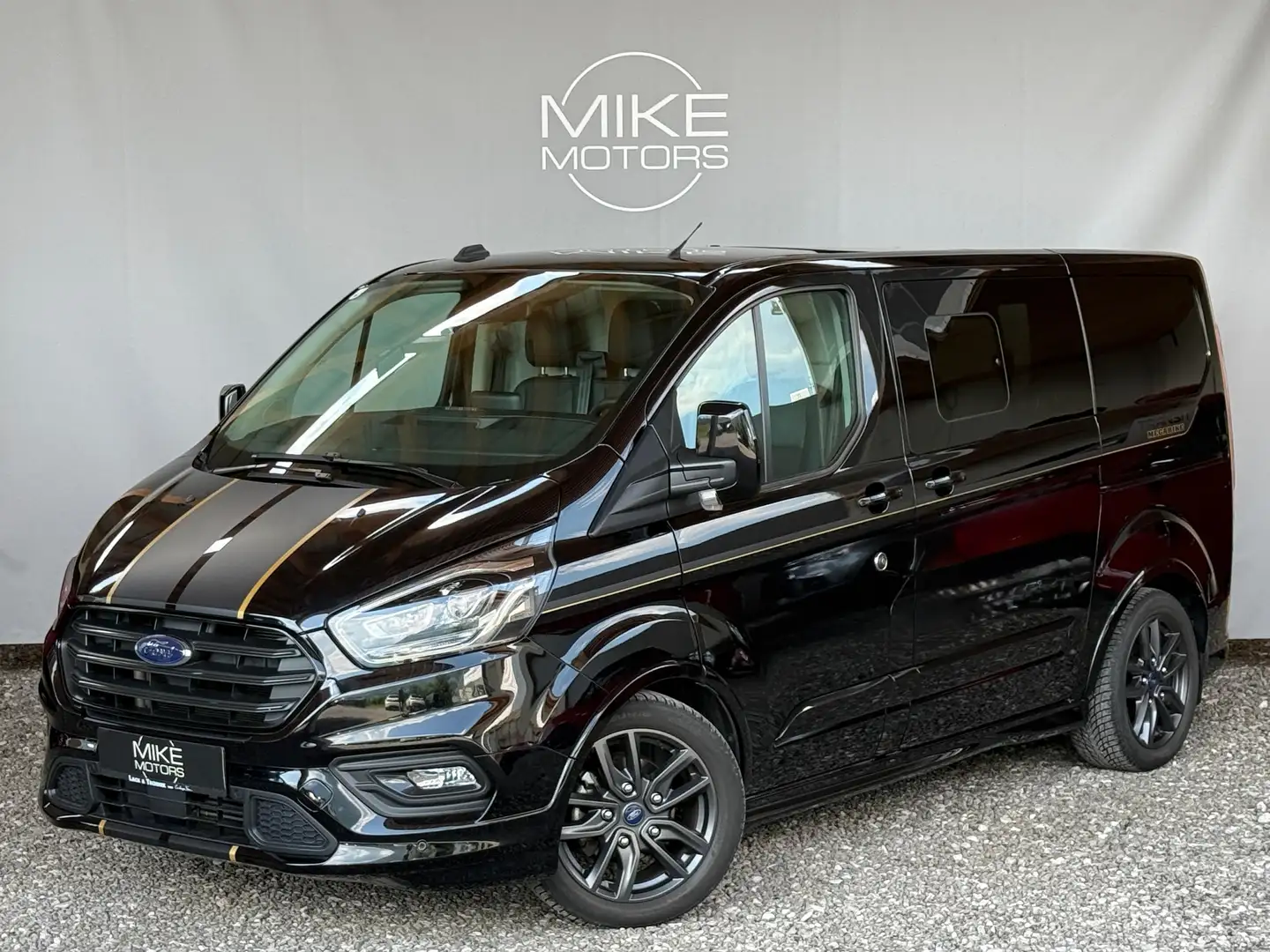 Ford Transit Custom KW 2,0 TDCi L1H1 Sport Aut. Schwarz - 1
