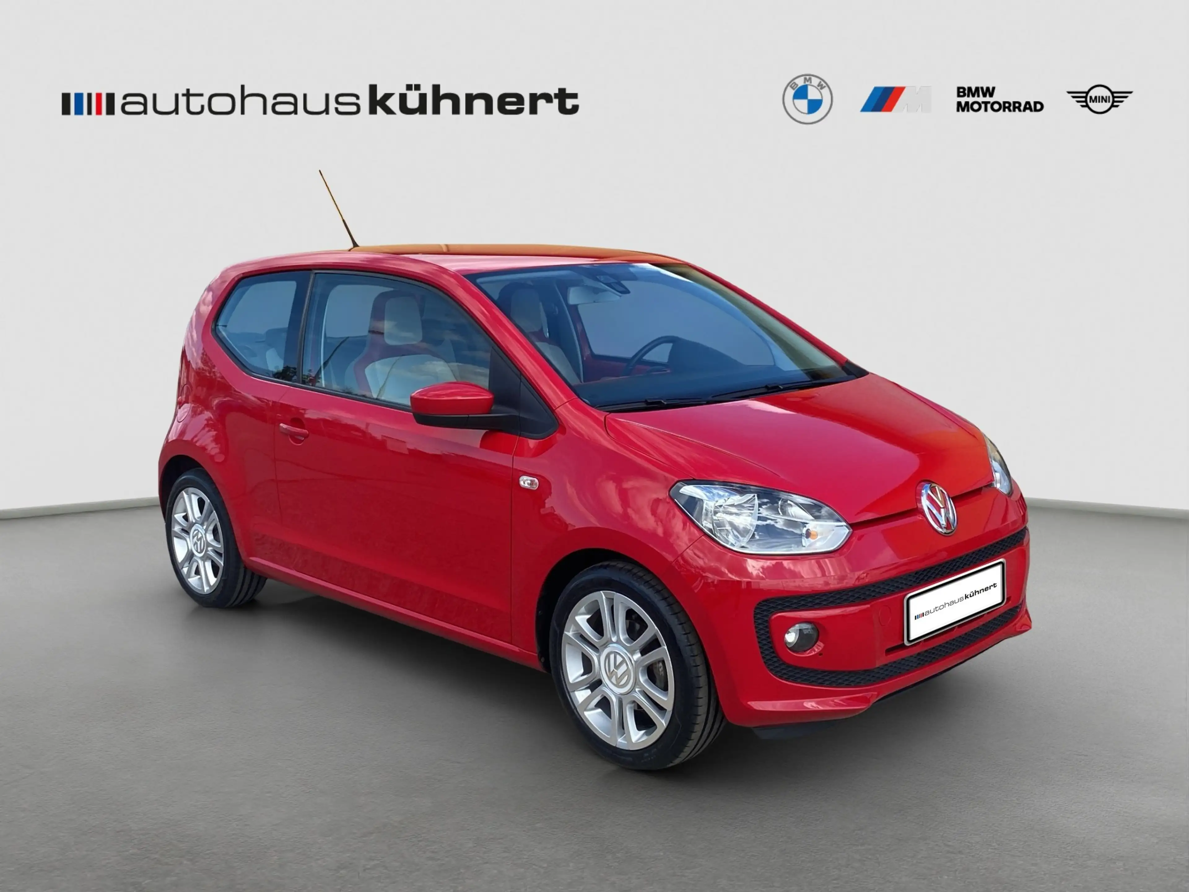 Volkswagen up! 1.0 BlueMotion Technology Navi PDC Klima — photo 8