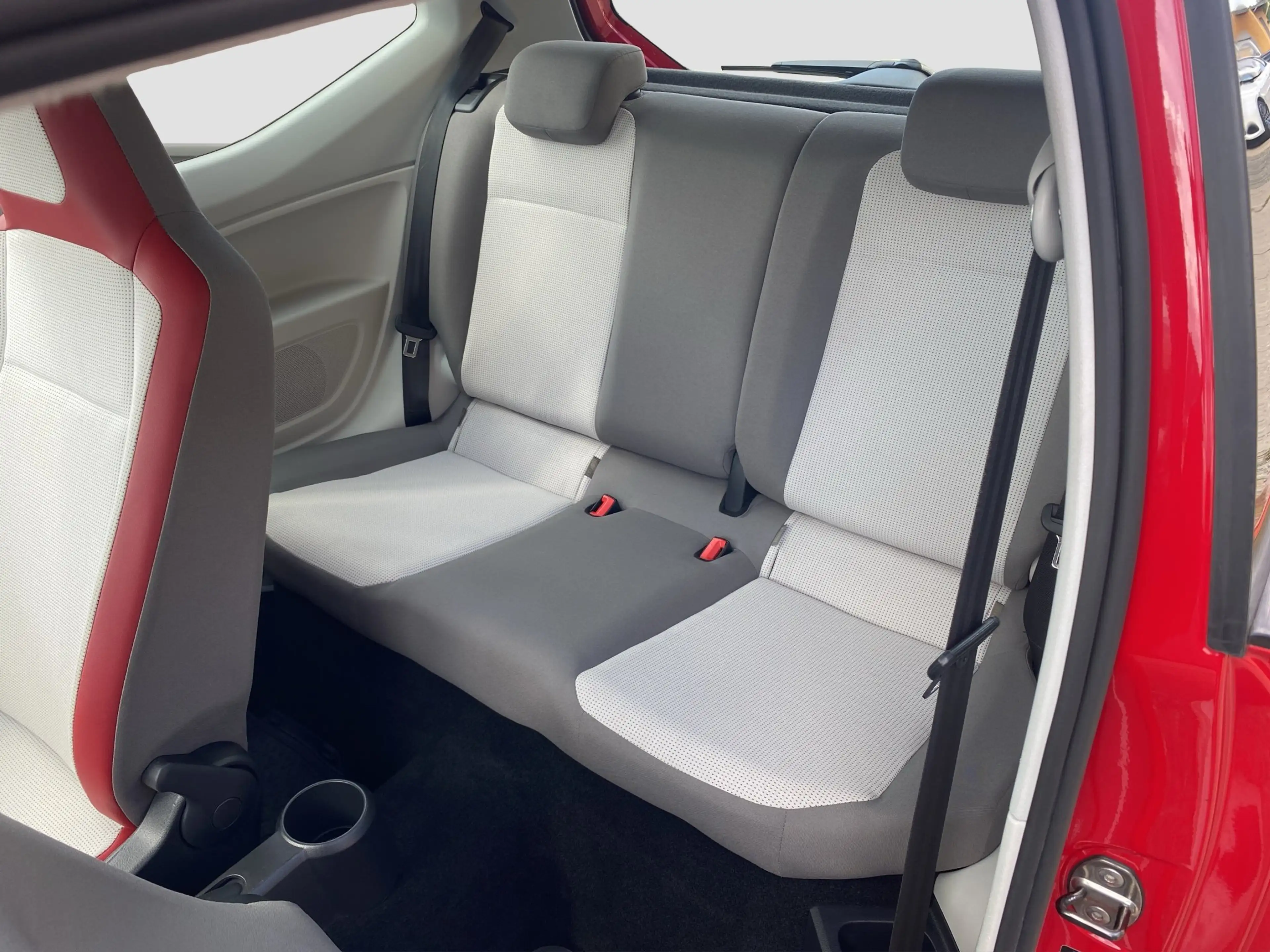 Volkswagen up! 1.0 BlueMotion Technology Navi PDC Klima — photo 15
