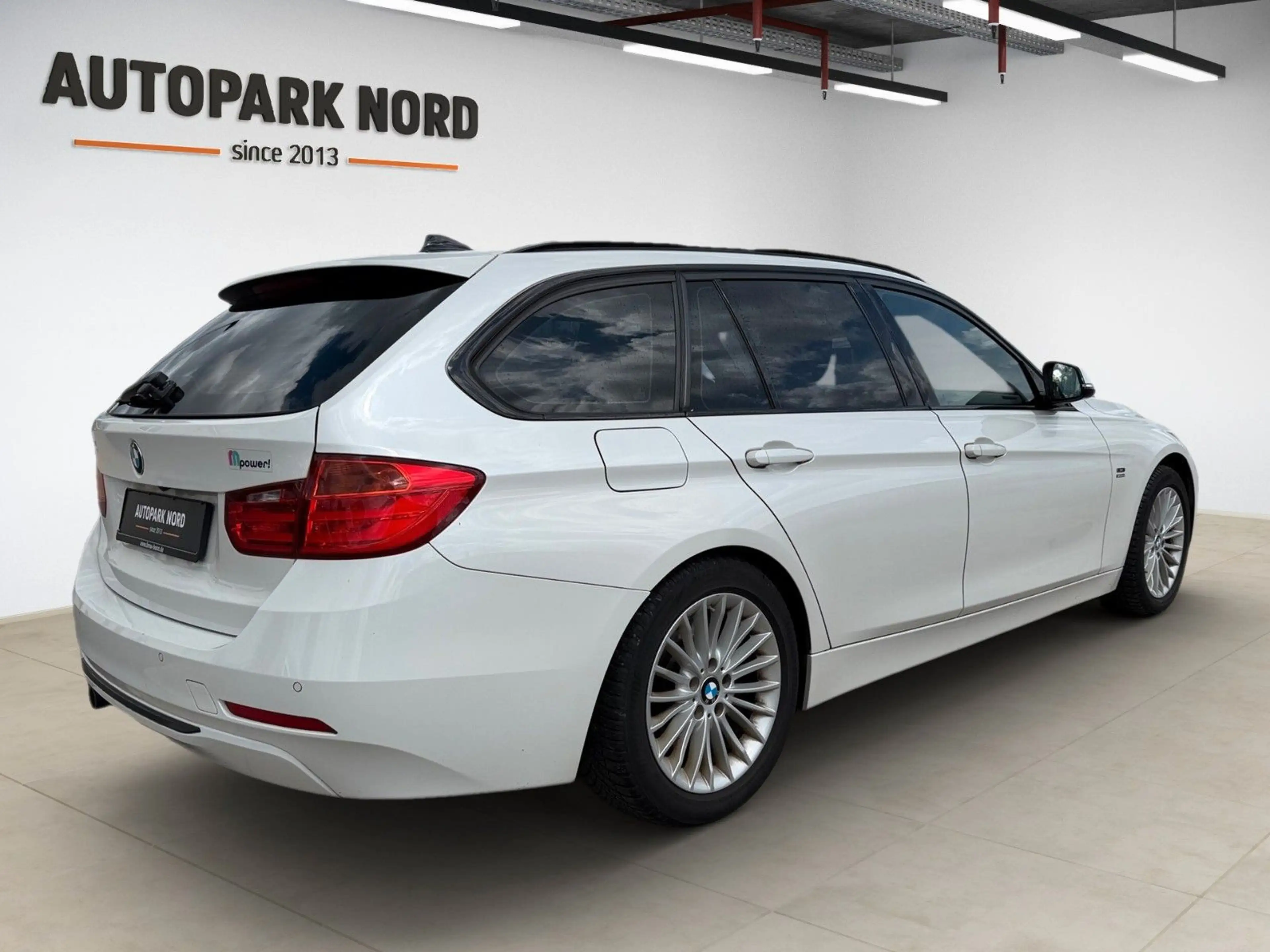 BMW 330 d Touring Aut. Sport Line/AHK/PANO/KAMERA/SHZ — photo 4