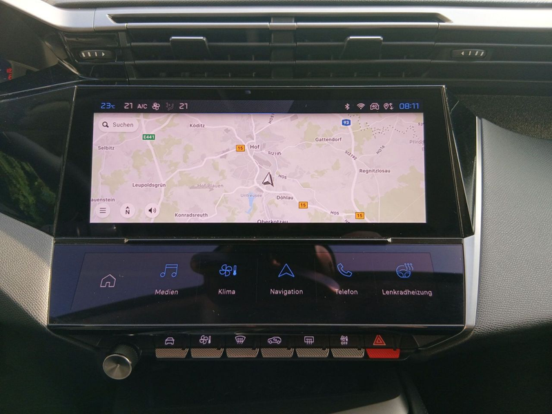 Peugeot 408 Allure Pack PT 130 EAT8 — photo 11