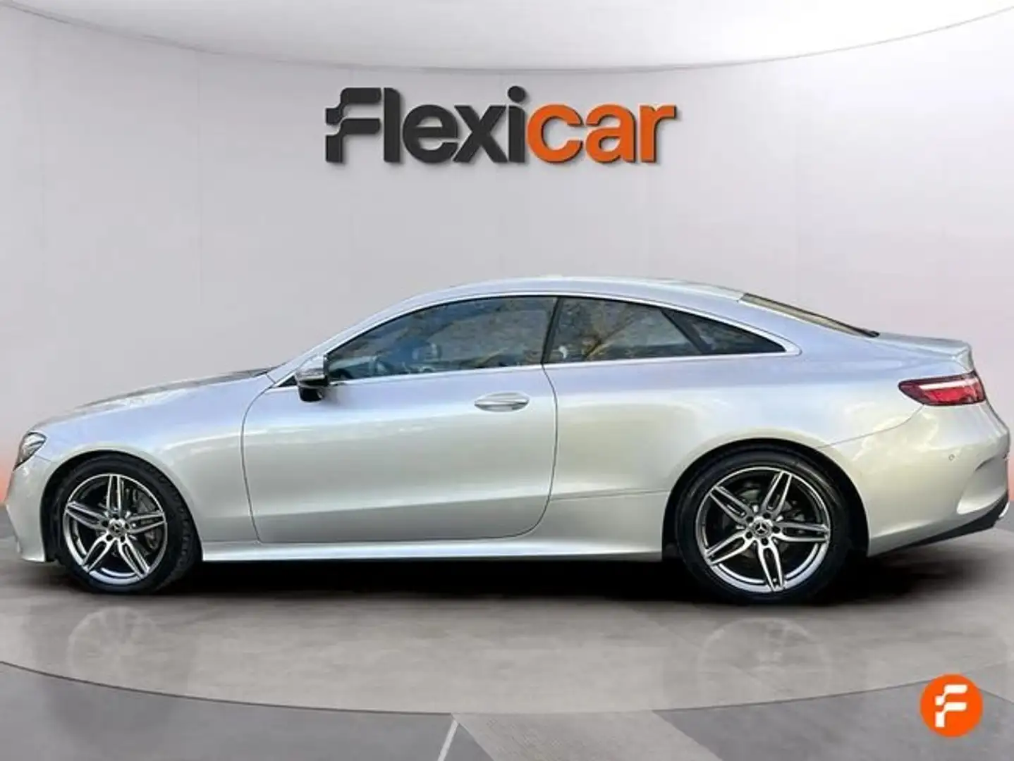 Mercedes-Benz E 220 Coupé d Gris - 2