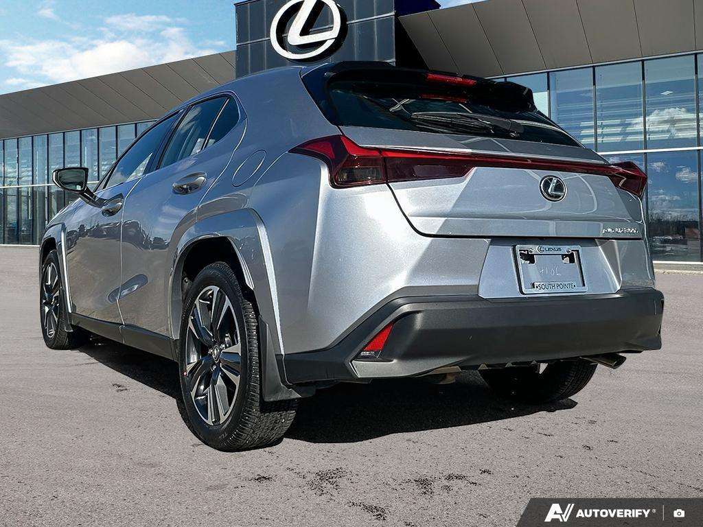 2025 Lexus UX