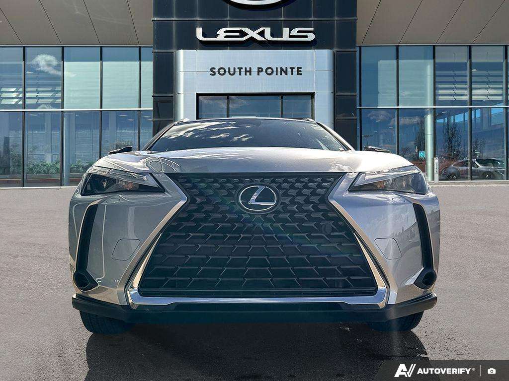 2025 Lexus UX