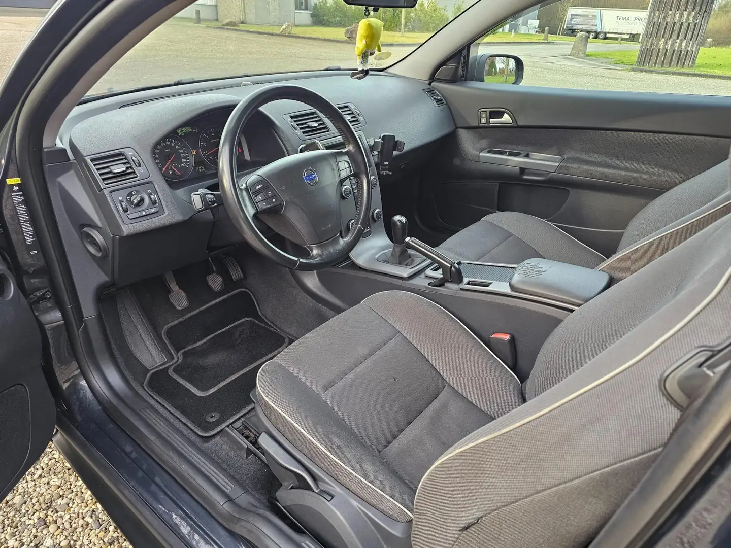 Volvo C30 1.6 Advantage XENON/airco/CRUISE Grijs - 2