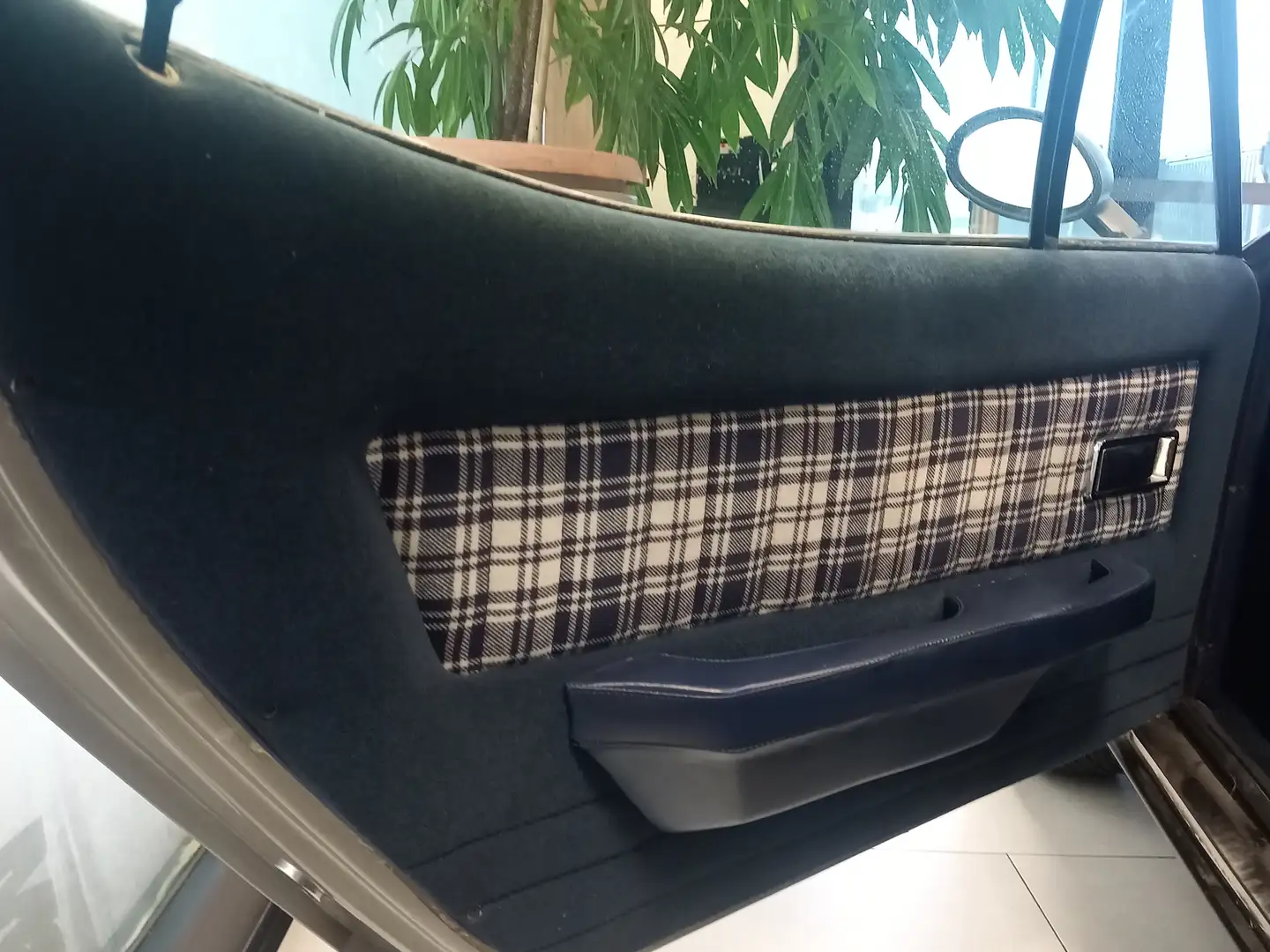 Maserati Merak Silber - 2