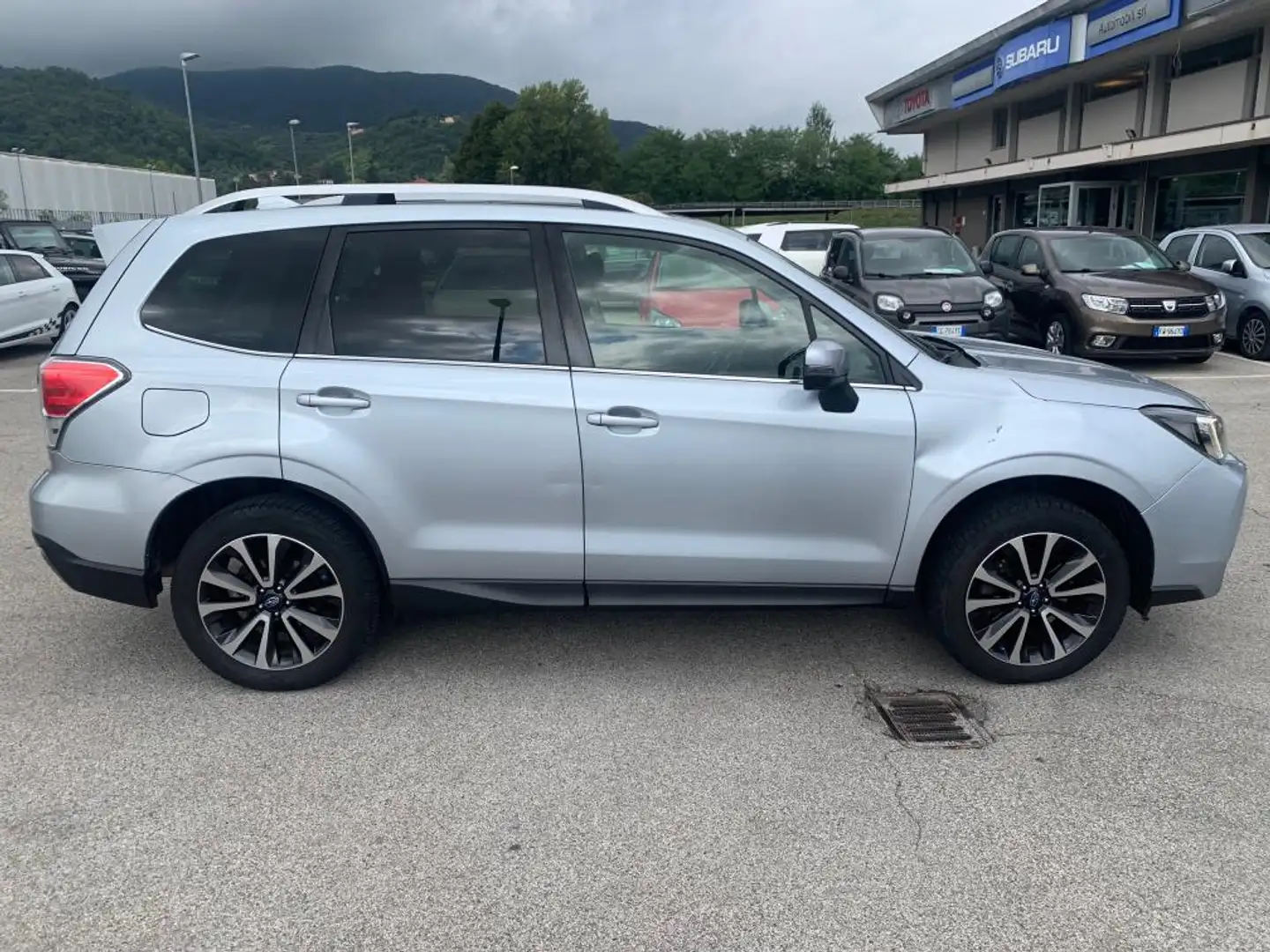 Subaru Forester 2.0d Sport Unlimited lineartronic my16 Argent - 2