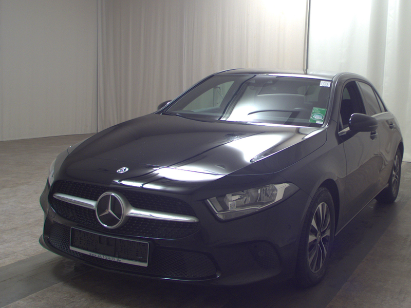 Mercedes-Benz A 200 d Leder Navi Pano Distr. — photo 2
