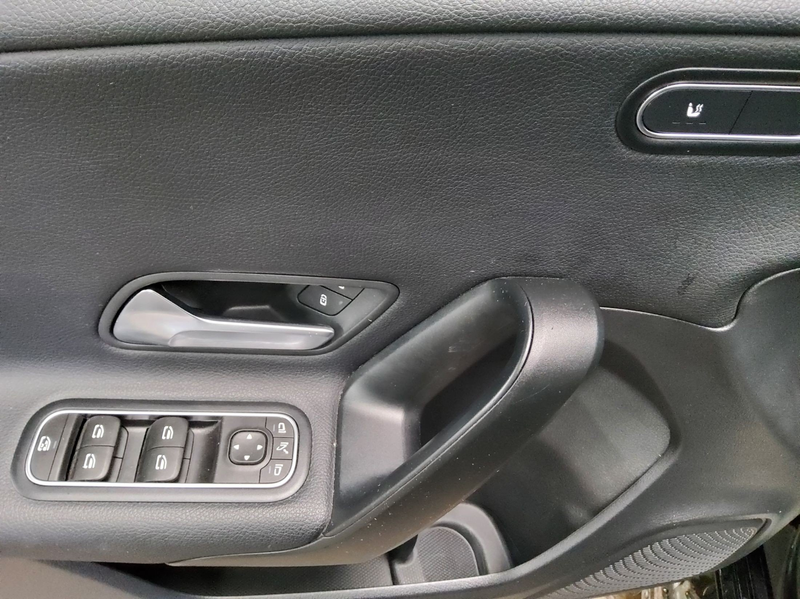 Mercedes-Benz A 200 d Leder Navi Pano Distr. — photo 10