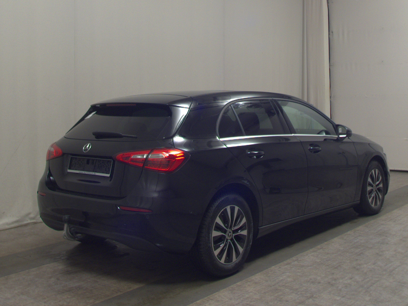 Mercedes-Benz A 200 d Leder Navi Pano Distr. — photo 4