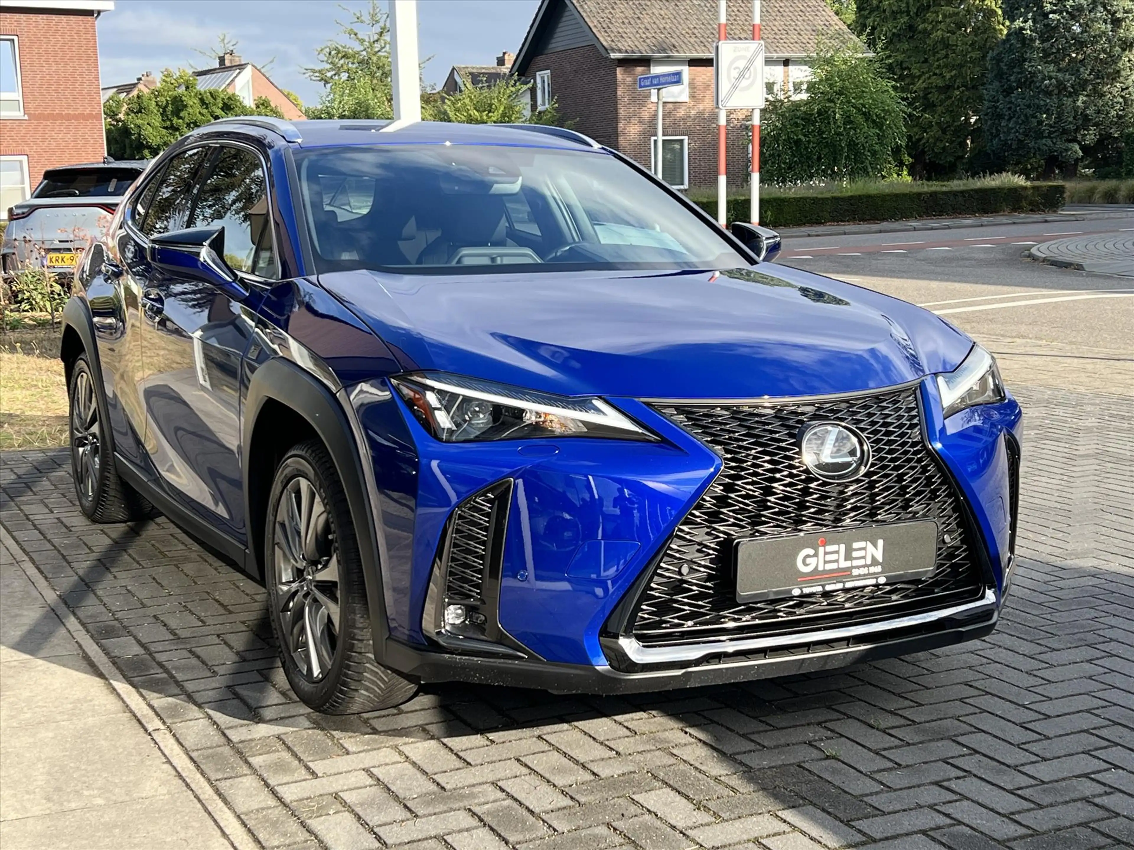 Lexus UX 250h F Sport Design | Leer, 18 inch, Stoel + Stuurverwa — photo 3