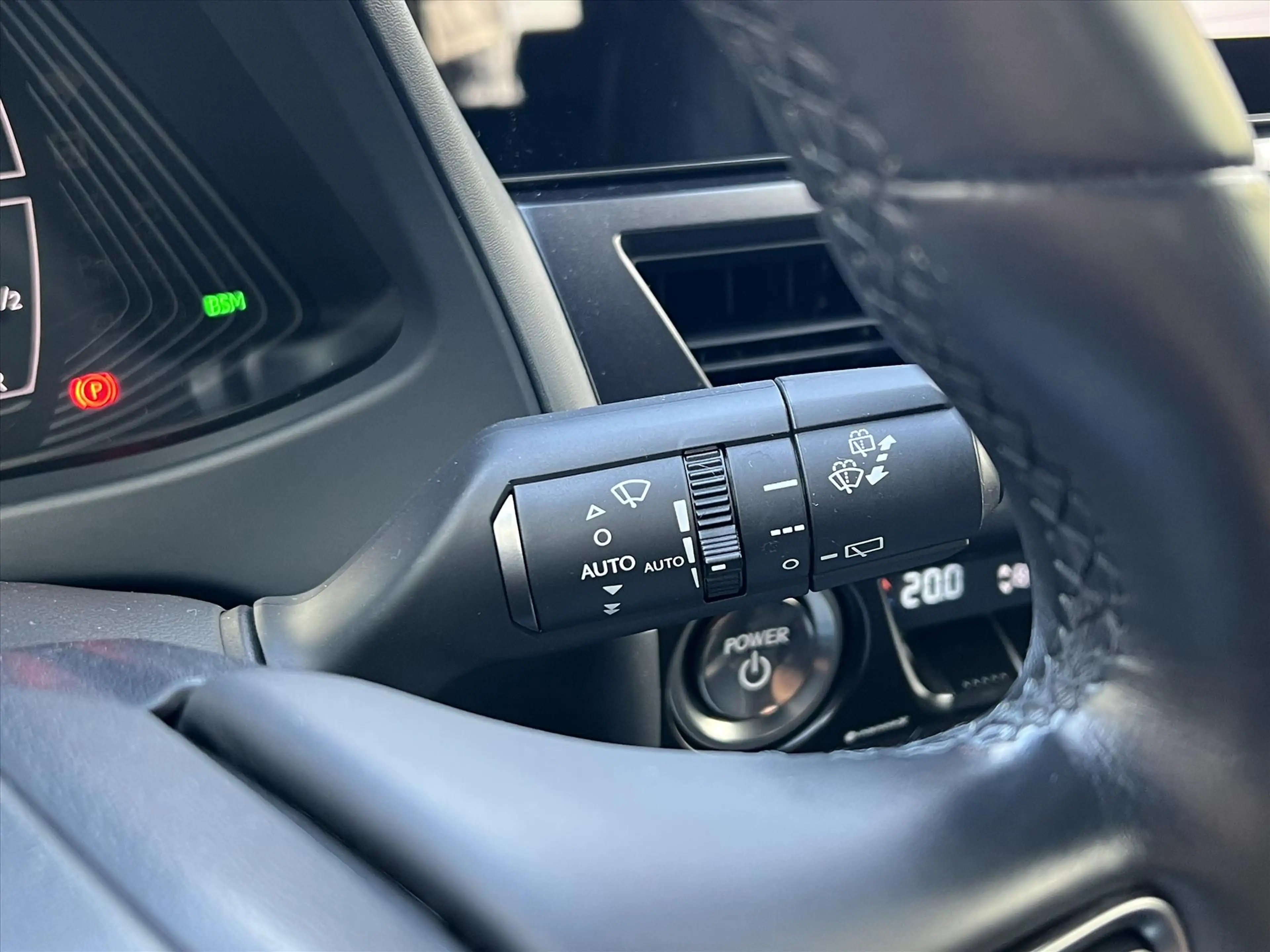 Lexus UX 250h F Sport Design | Leer, 18 inch, Stoel + Stuurverwa — photo 24