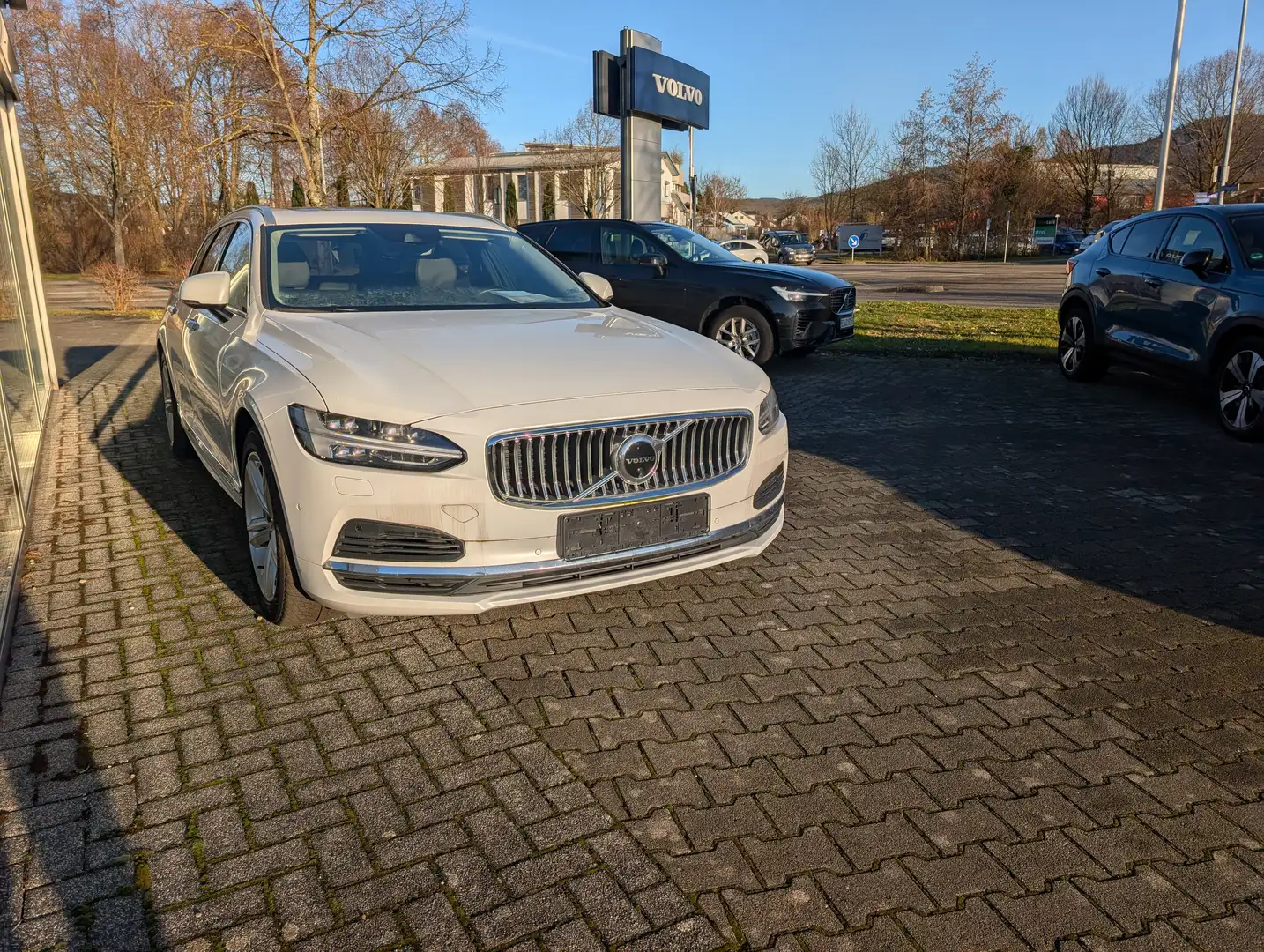 Volvo V90 V90 T8 Recharge AWD Geartronic Inscription - 2