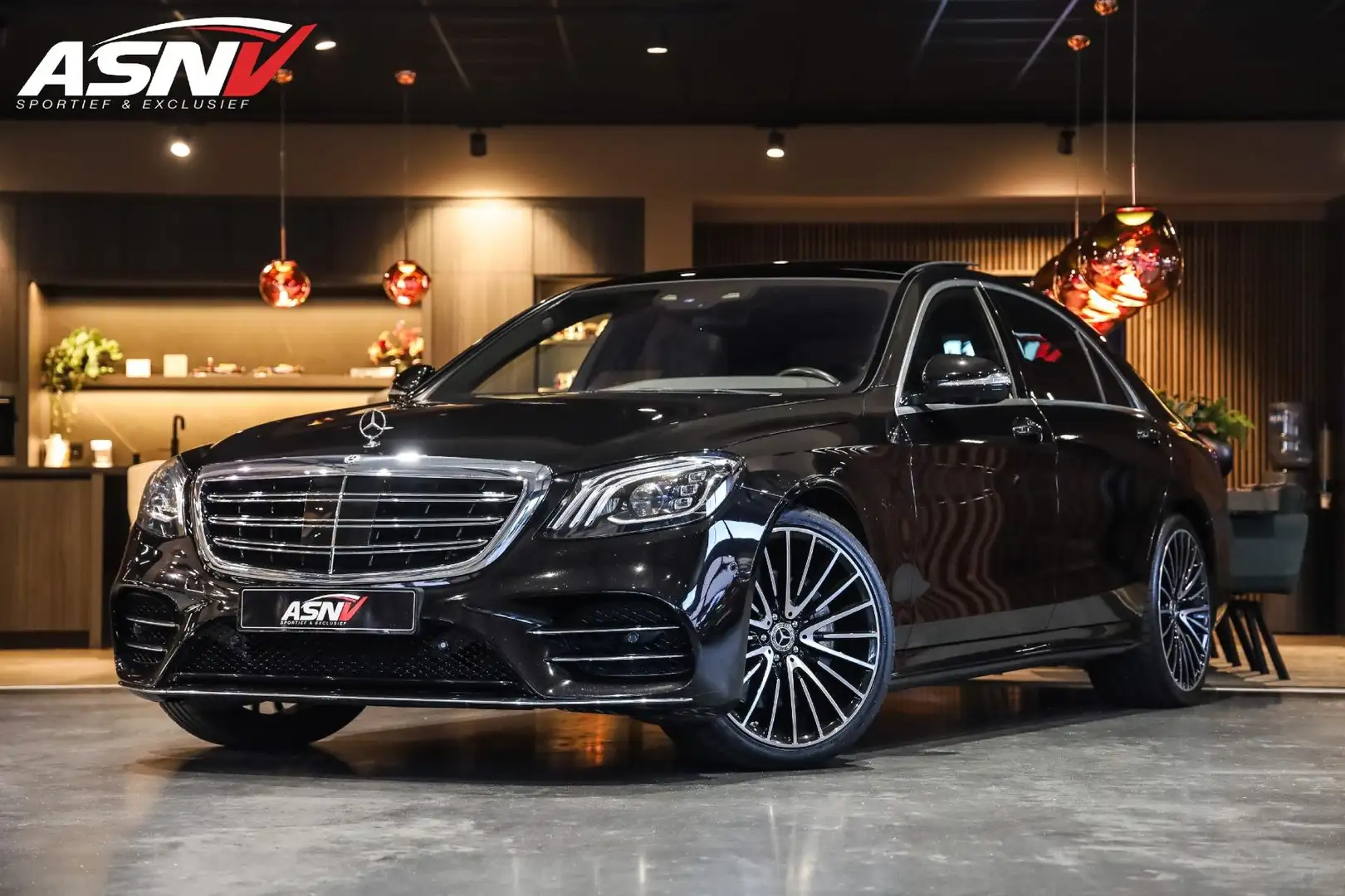 Mercedes-Benz S 560 4Matic Lang Premium Plus, 469 PK, AMG/In/Exterieur Zwart - 1