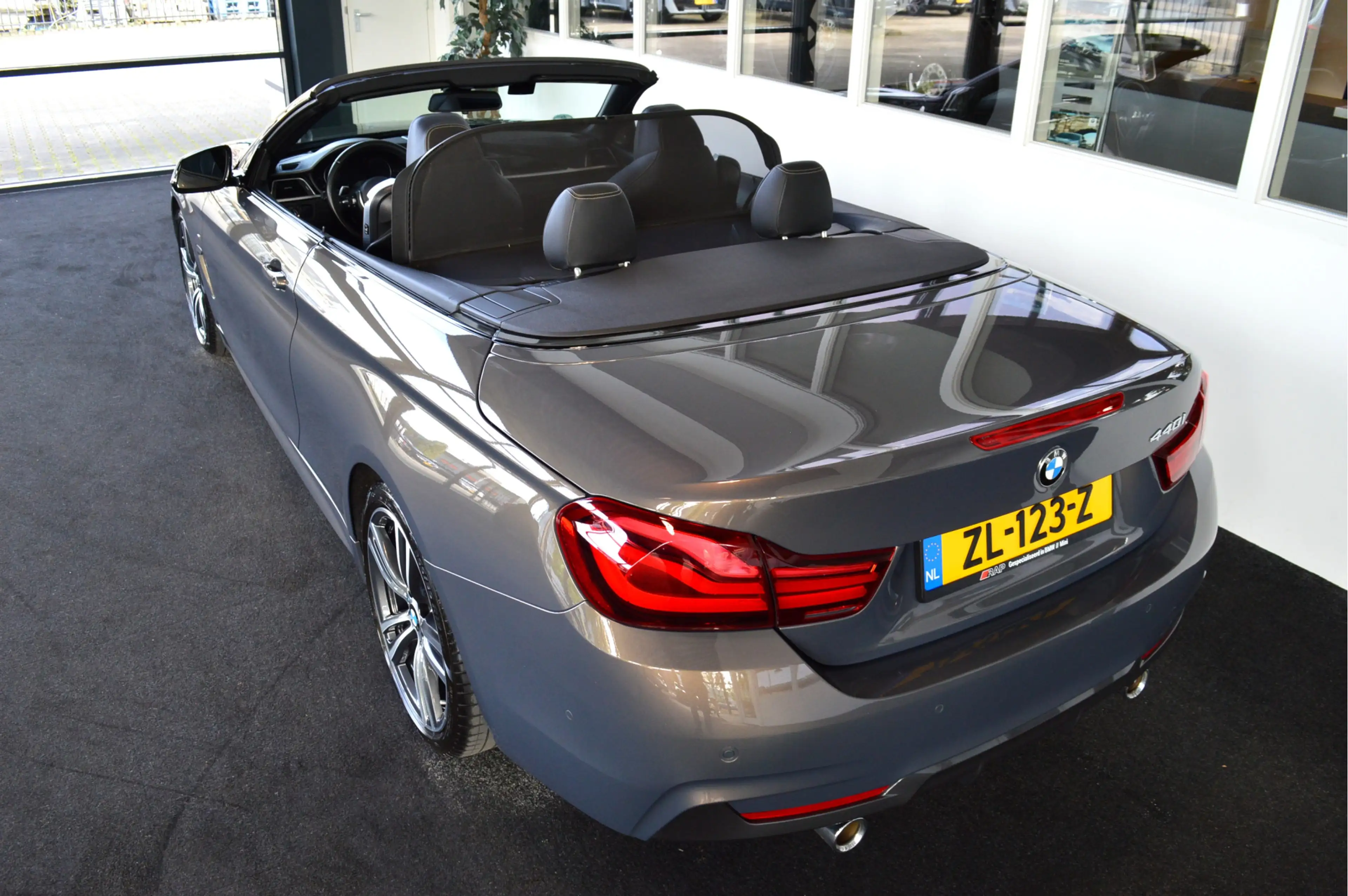 BMW 440 4-serie Cabrio 440i M-Sportedition | Individual !! — photo 11