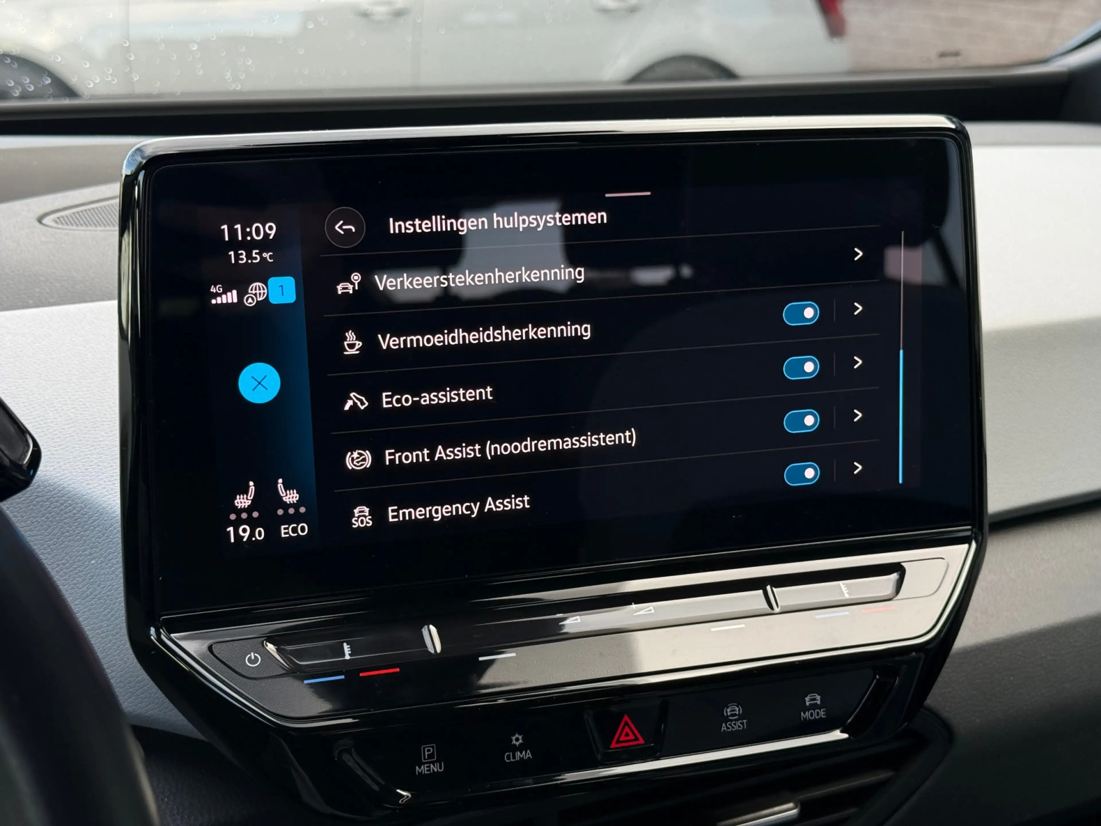 Volkswagen ID.3 First Max 58 kWh | pano | keyless | 20" | HUD | el — photo 28