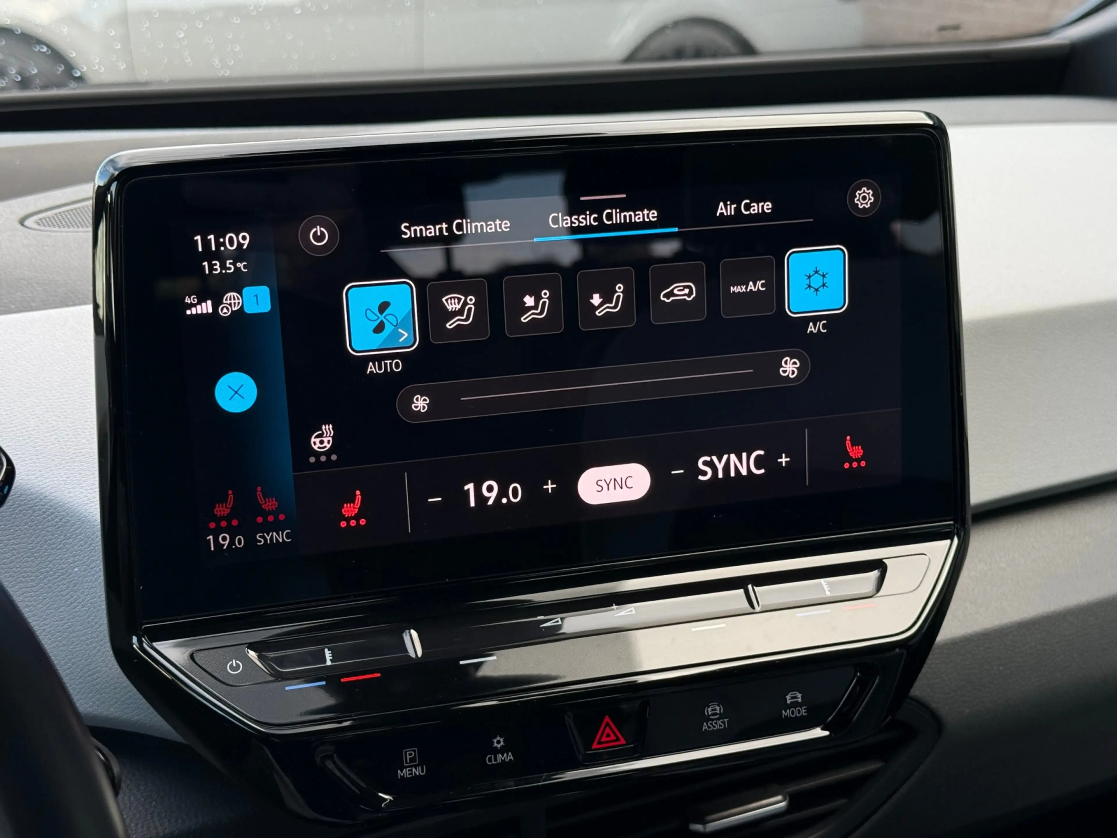 Volkswagen ID.3 First Max 58 kWh | pano | keyless | 20" | HUD | el — photo 29