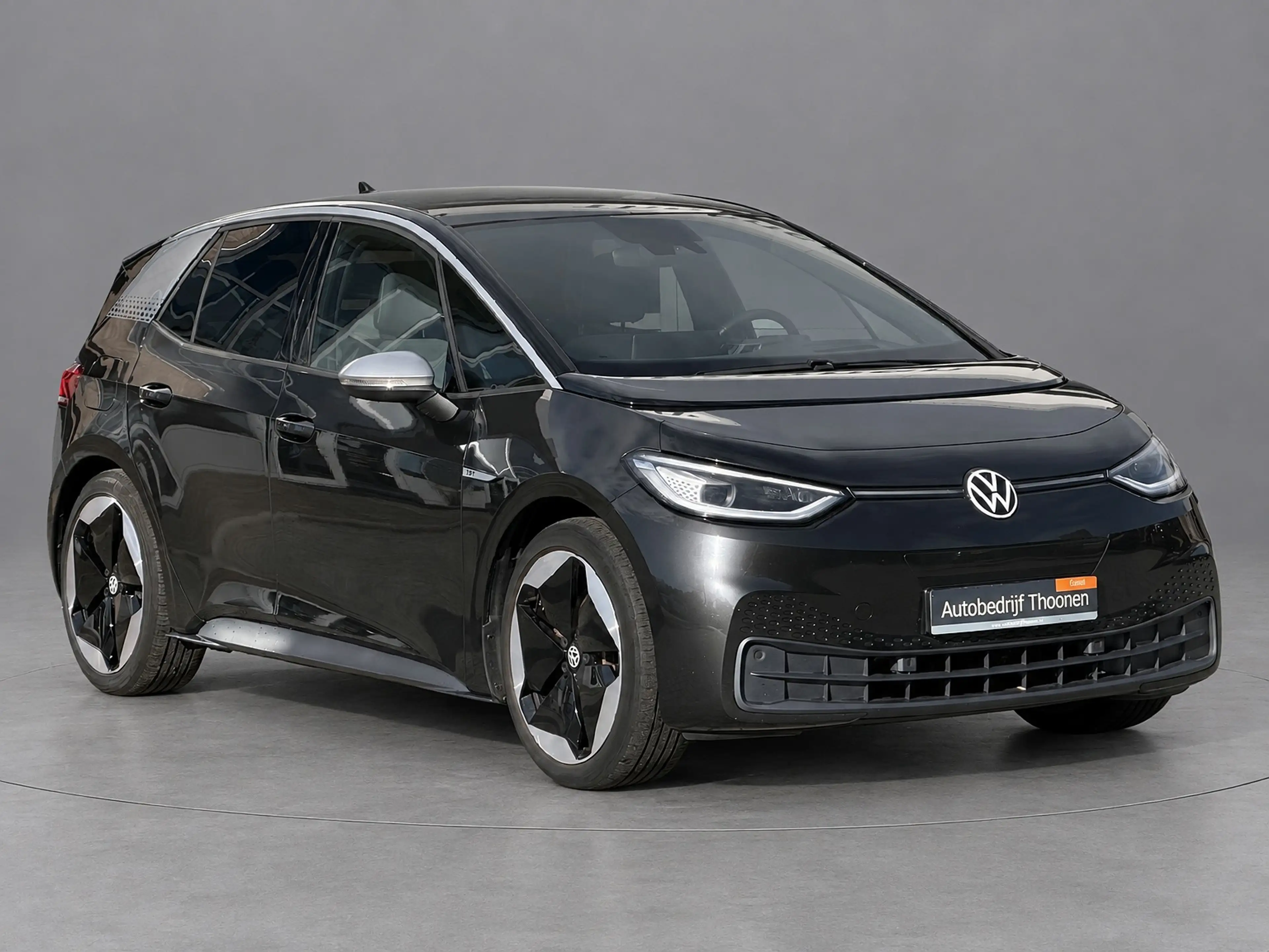 Volkswagen ID.3 First Max 58 kWh | pano | keyless | 20" | HUD | el — photo 5