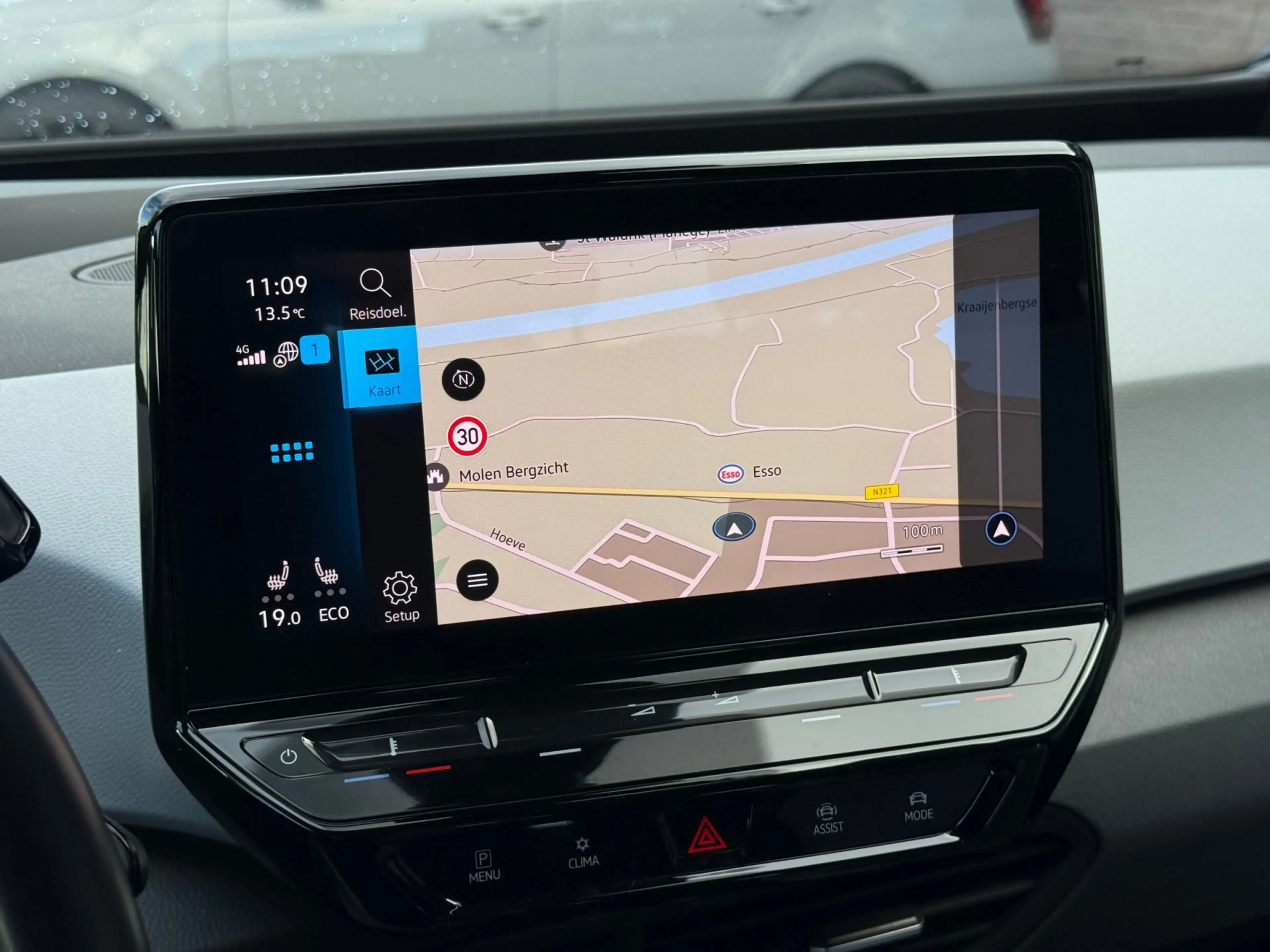 Volkswagen ID.3 First Max 58 kWh | pano | keyless | 20" | HUD | el — photo 26