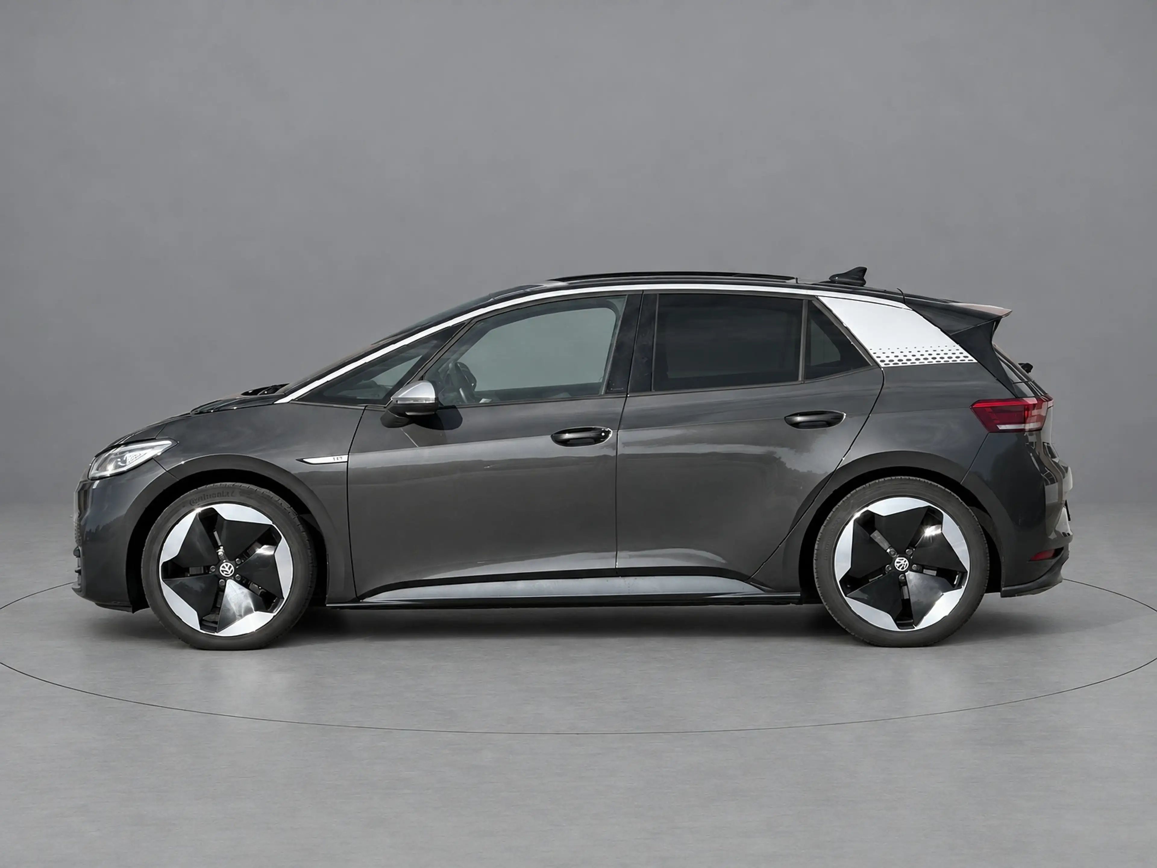 Volkswagen ID.3 First Max 58 kWh | pano | keyless | 20" | HUD | el — photo 7