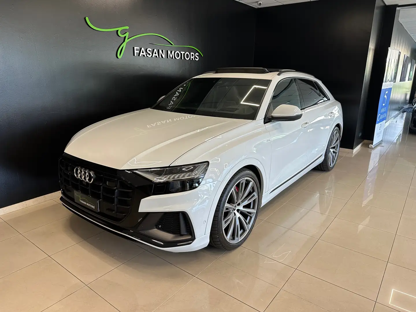 Audi Q8 50 3.0 tdi mhev quattro tiptronic Weiß - 1