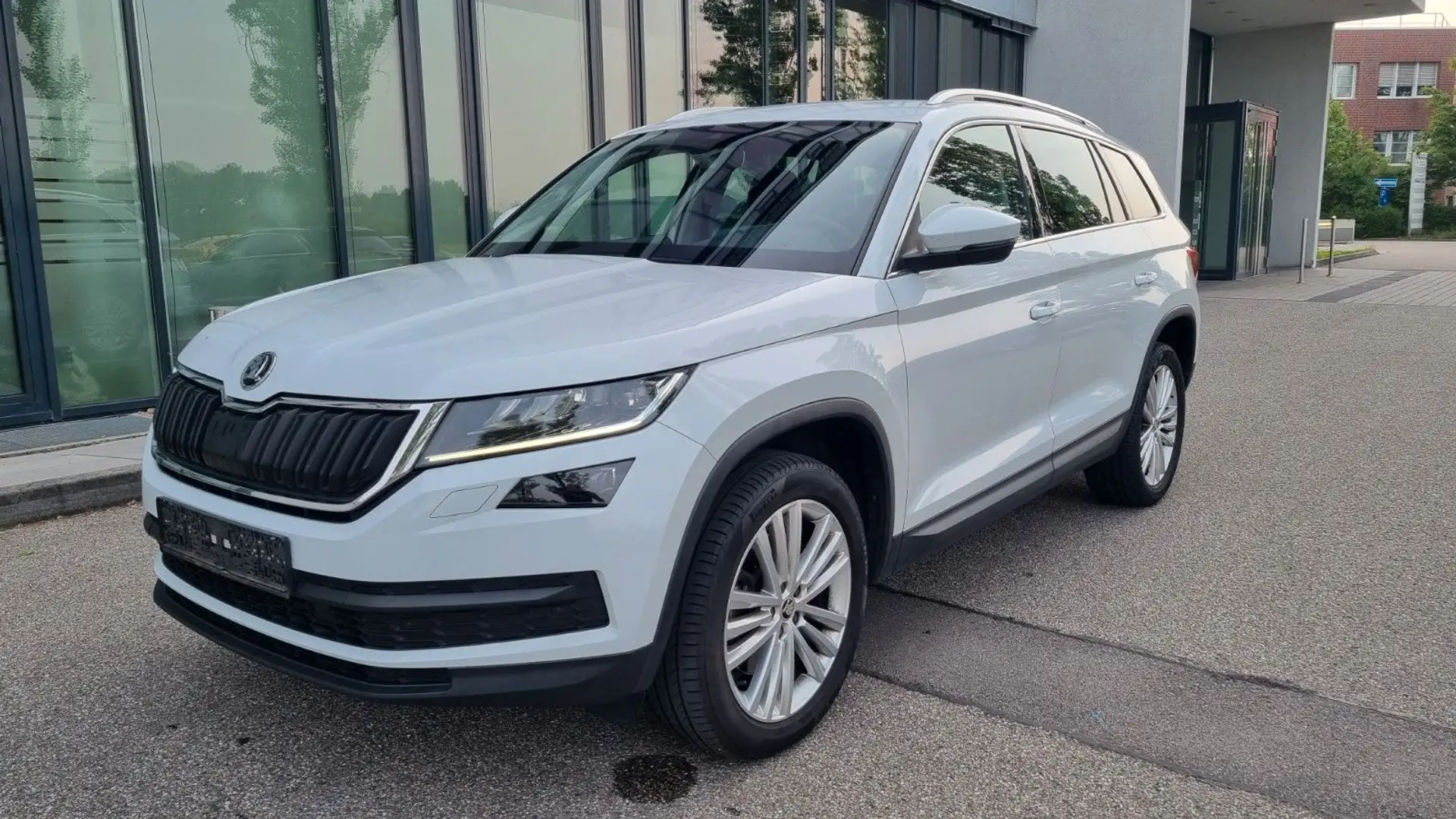 Skoda Kodiaq Style 2.0TDI 4x4 DSG 19Z Kamera El.Kl. Wit - 1