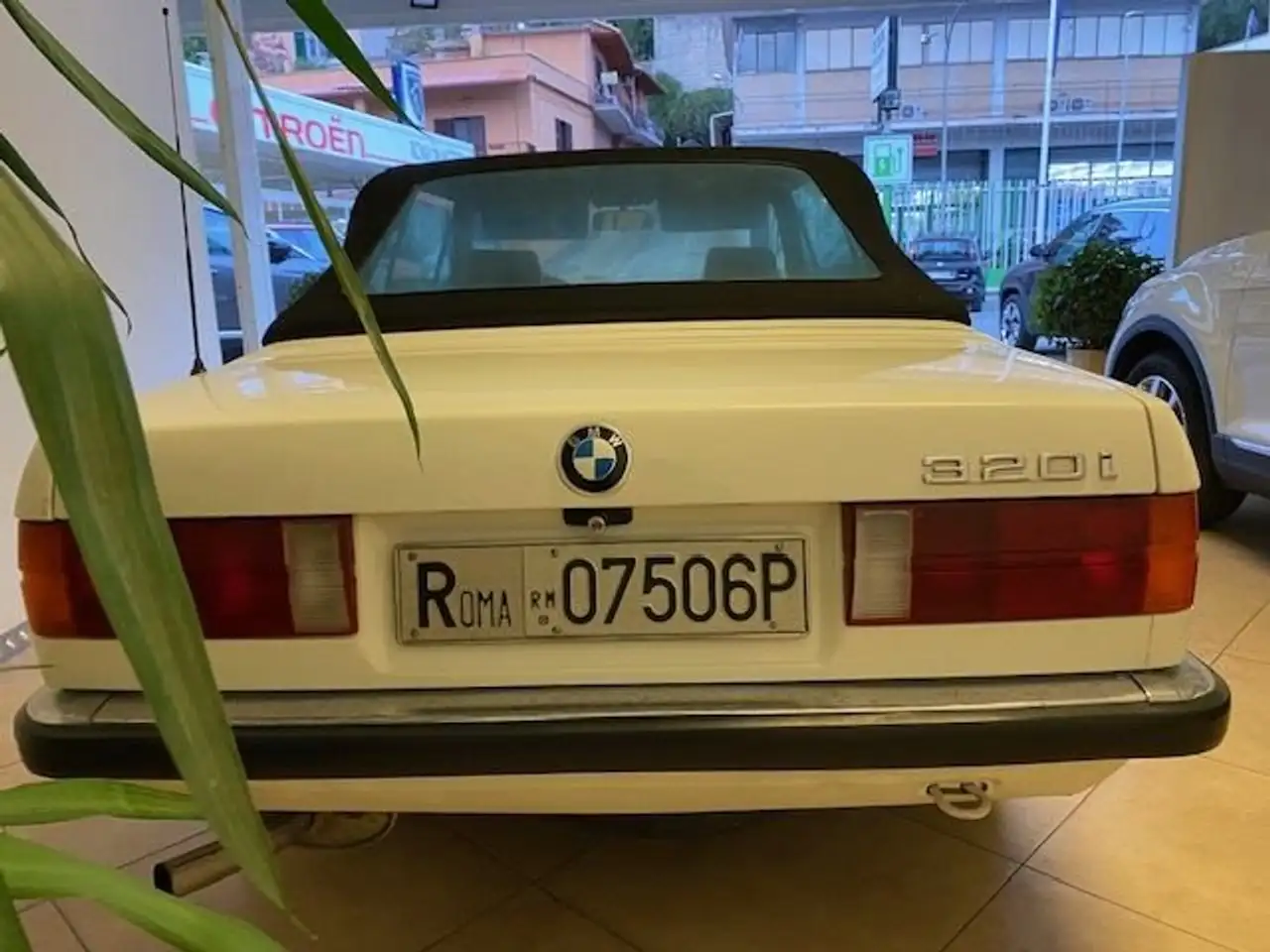 BMW 320i Cabrio, foto 7