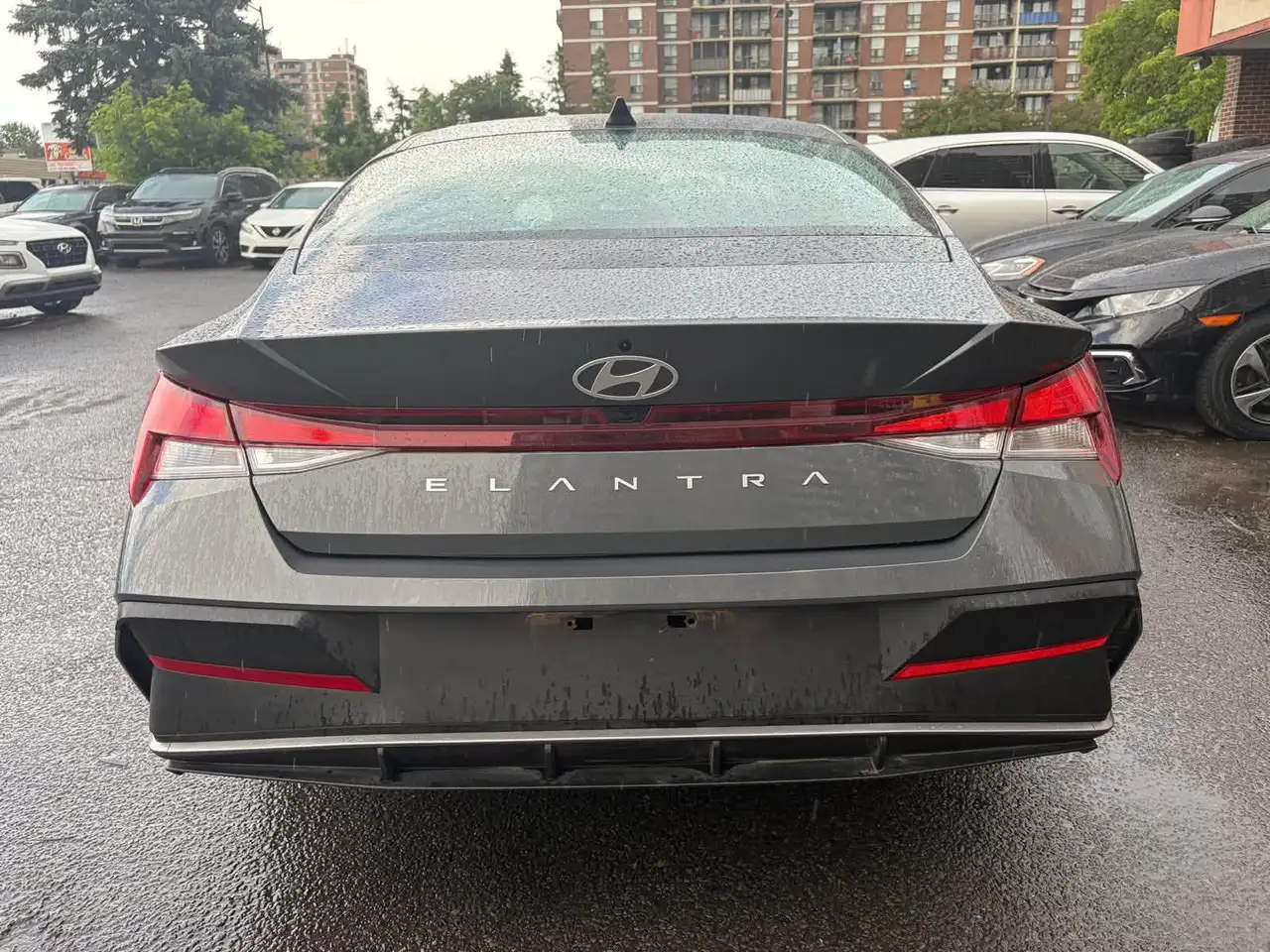 Hyundai ELANTRA снимка Hyundai ELANTRA