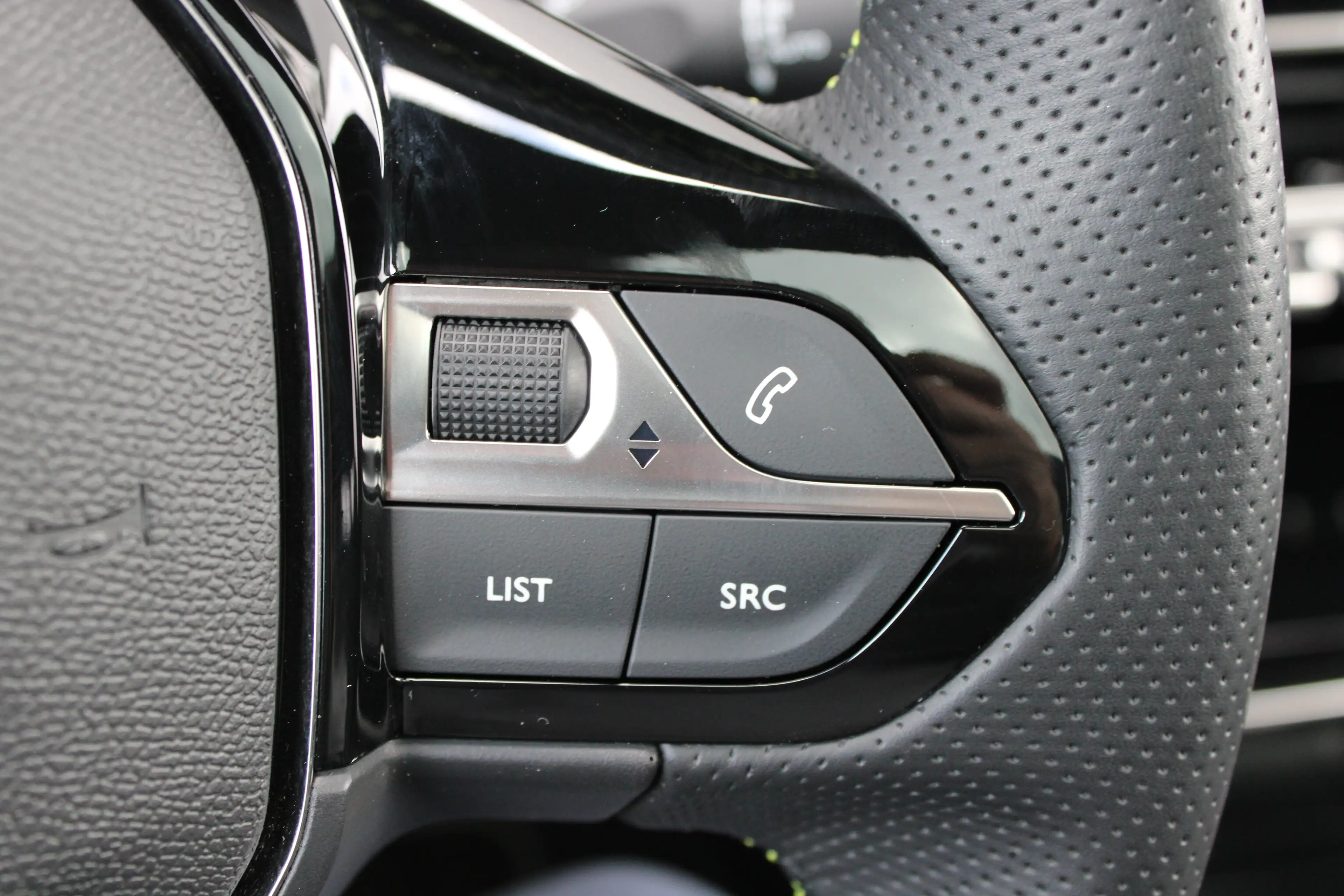 Peugeot 208 1.2 PureTech GT | Navigatie | Camera | Panoramadak — photo 26