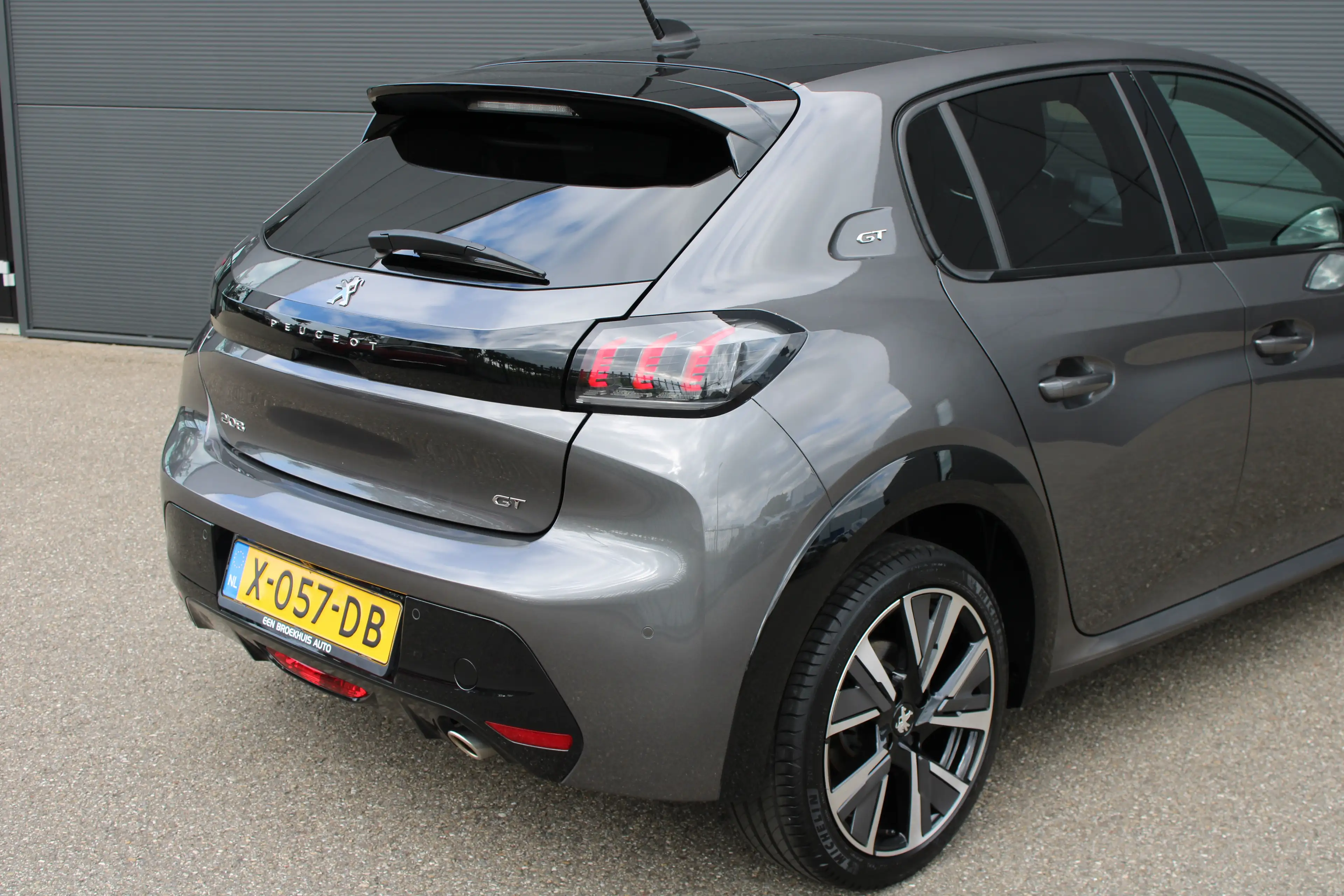 Peugeot 208 1.2 PureTech GT | Navigatie | Camera | Panoramadak — photo 10