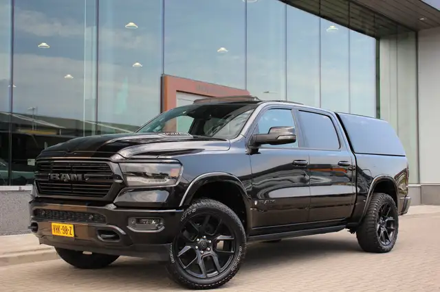Dodge RAM 1500 5.7 V8 4x4 Crew Cab Laramie Verhoogd | Harman