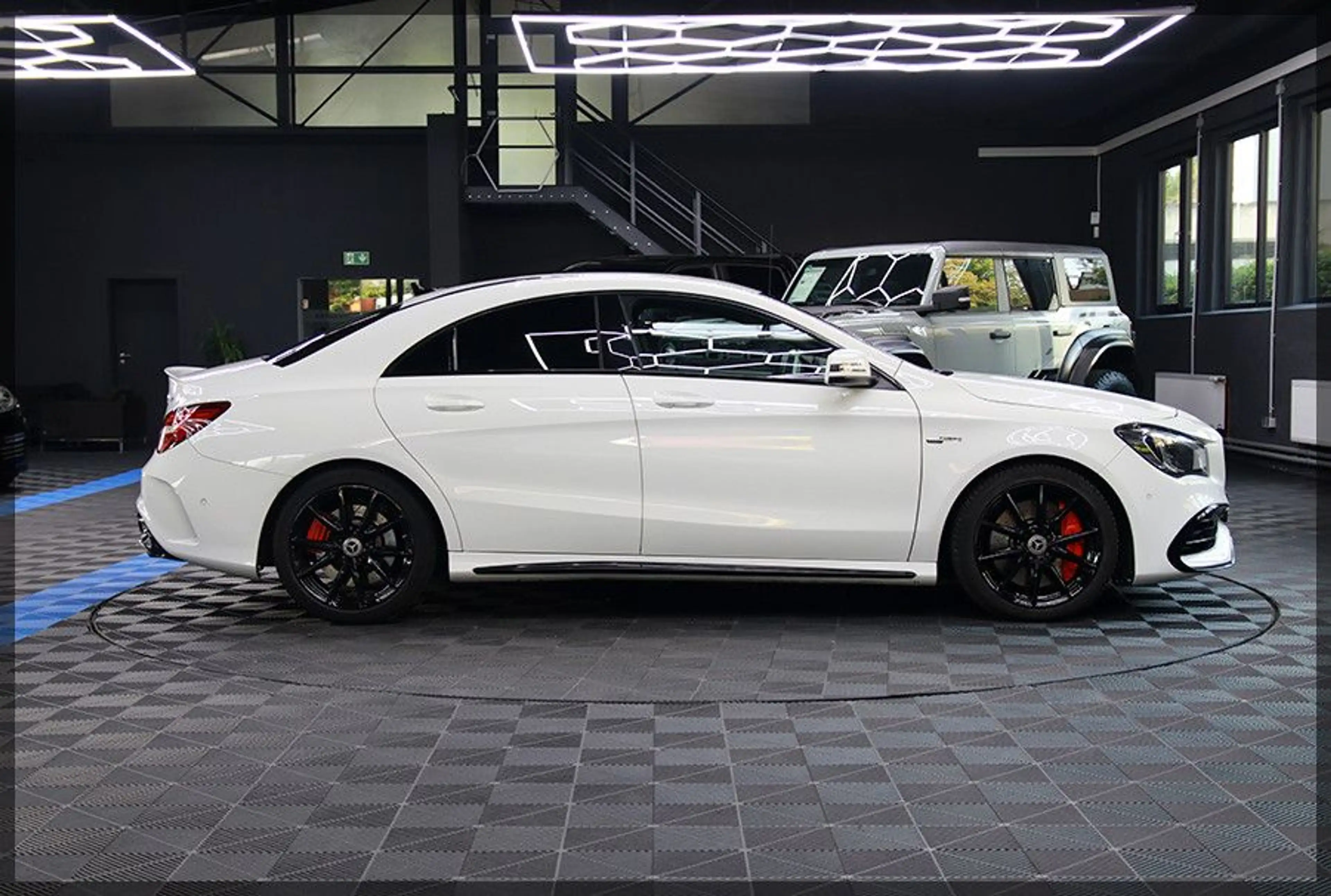Mercedes-Benz CLA 45 AMG 4MATIC OHNE OPF / PDC / NAVI — photo 7