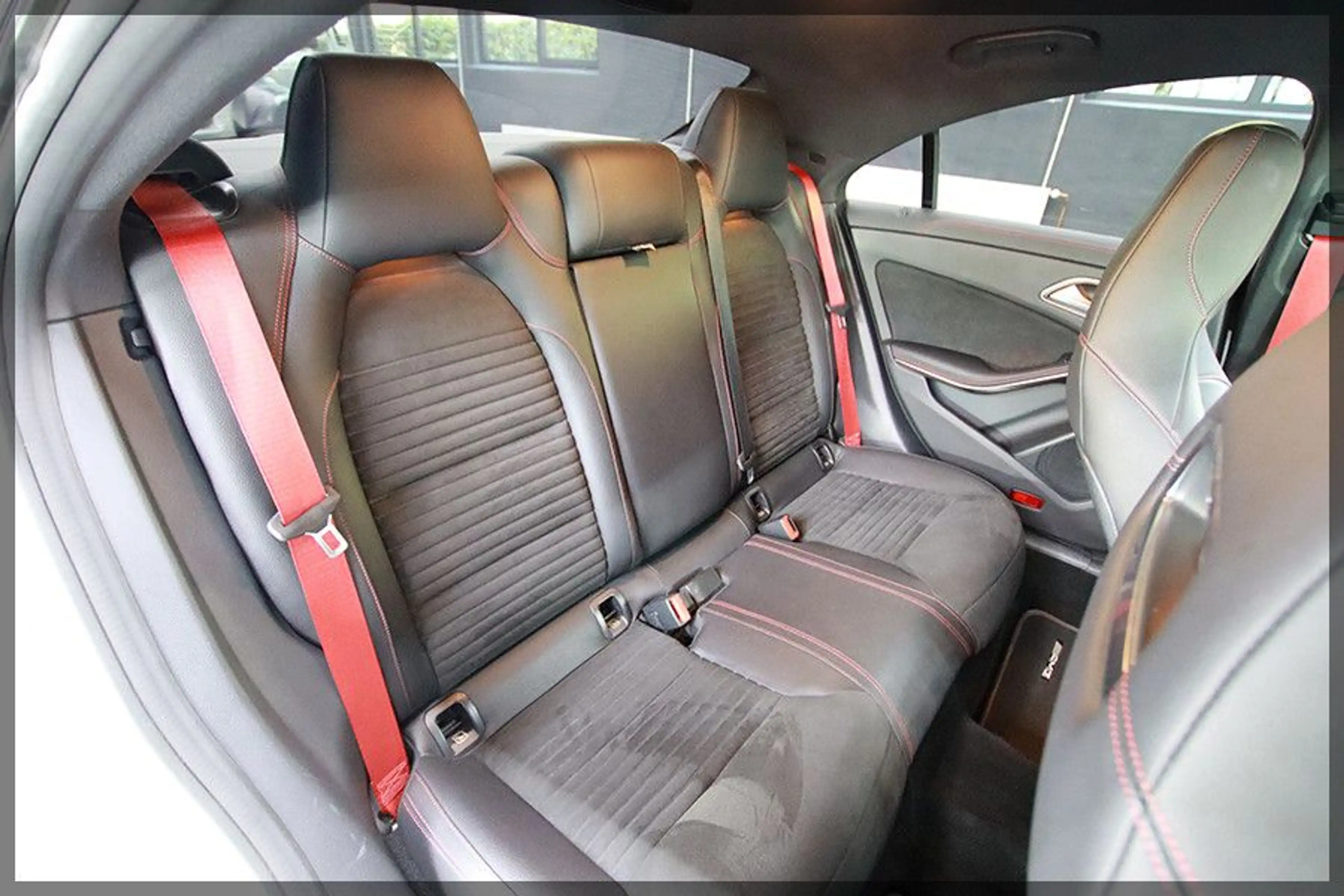 Mercedes-Benz CLA 45 AMG 4MATIC OHNE OPF / PDC / NAVI — photo 15