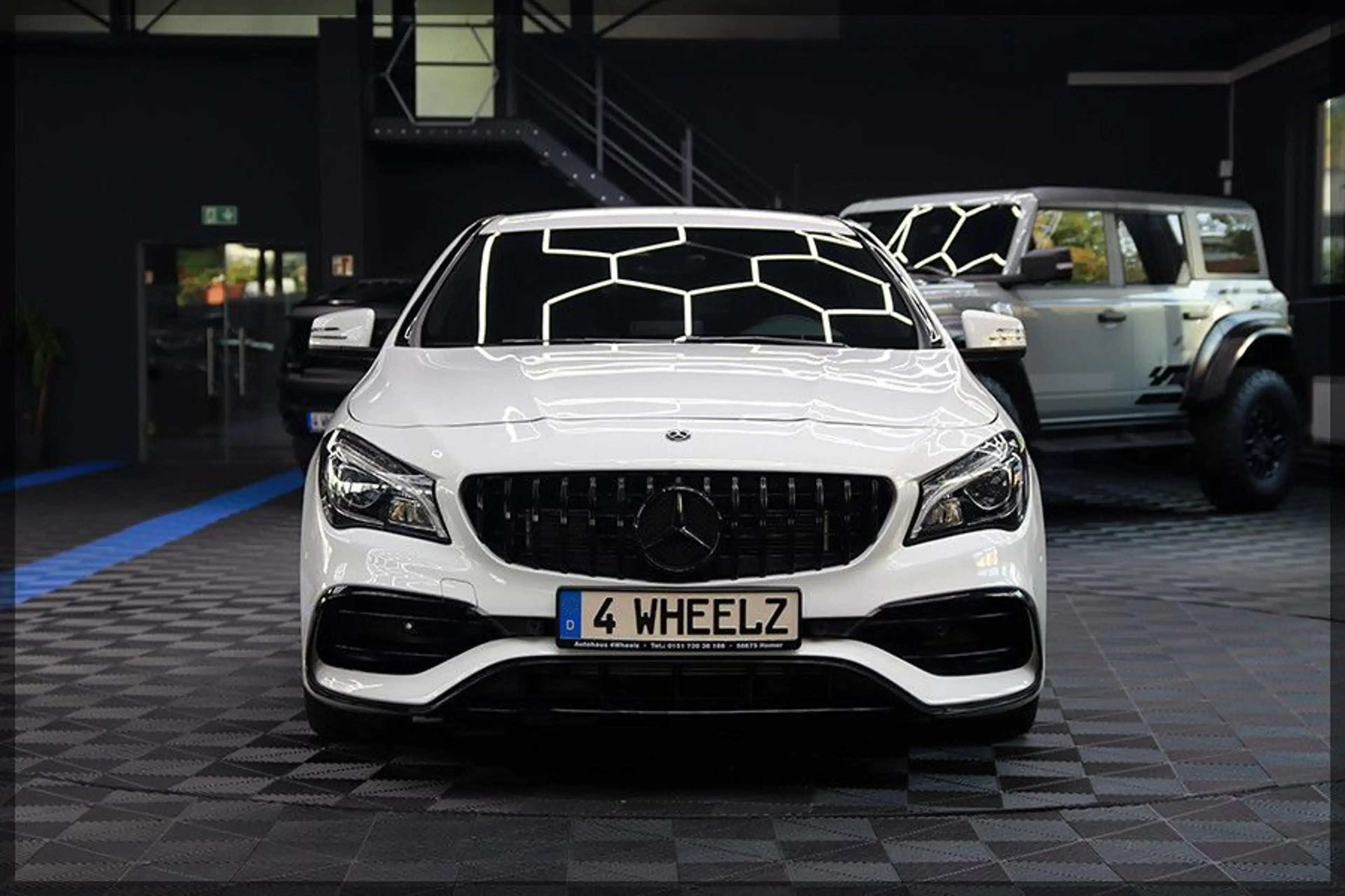 Mercedes-Benz CLA 45 AMG 4MATIC OHNE OPF / PDC / NAVI — photo 3