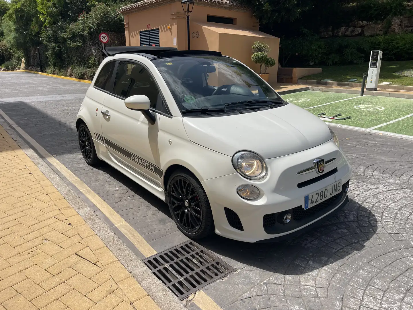 Abarth 595C 1.4 Turbo, 16v, Cabriolet Automatico Blanco - 1