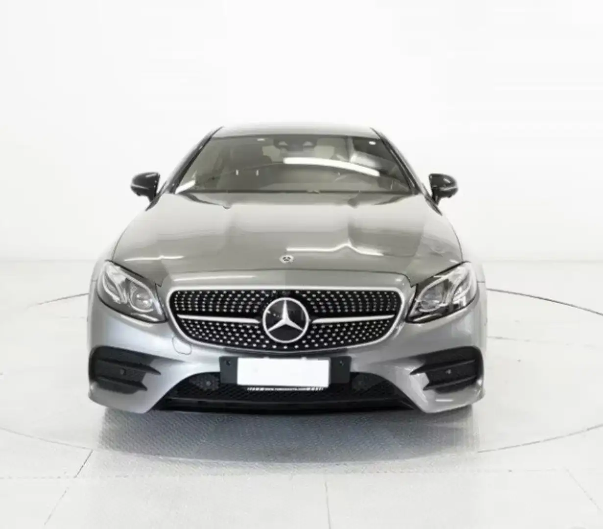 Mercedes-Benz E 220 Coupe AMG Line  Premium Plus - 2