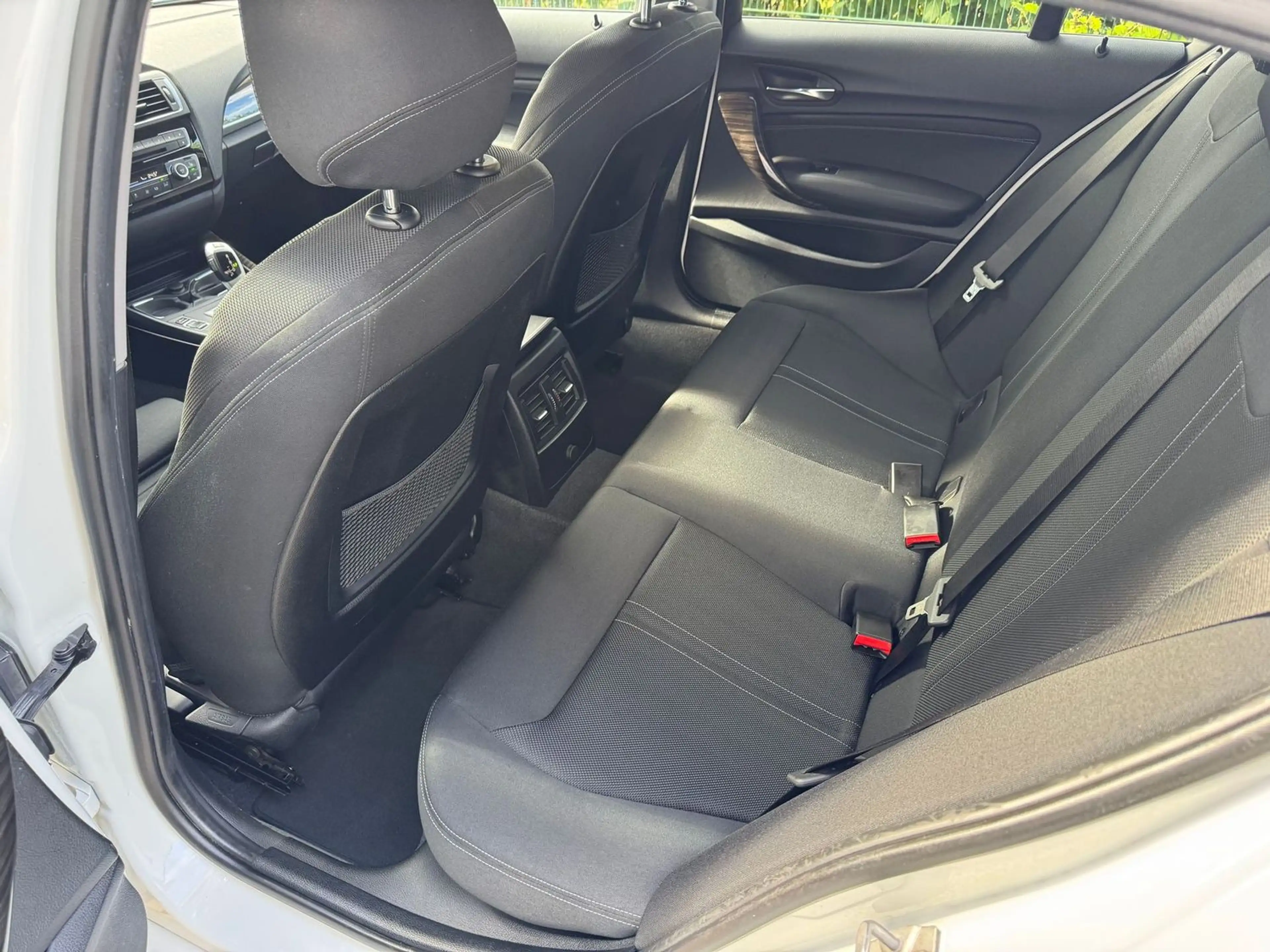 BMW 120 i Sport Line +KEYLESS+LENKRADHZG+SITZHZG+8FACH — photo 12