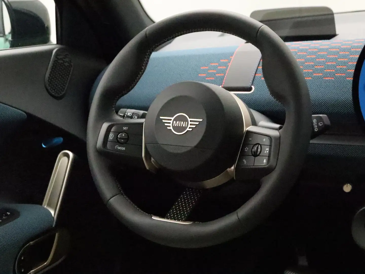 MINI Aceman SE Favoured Pakket M Groen - 2