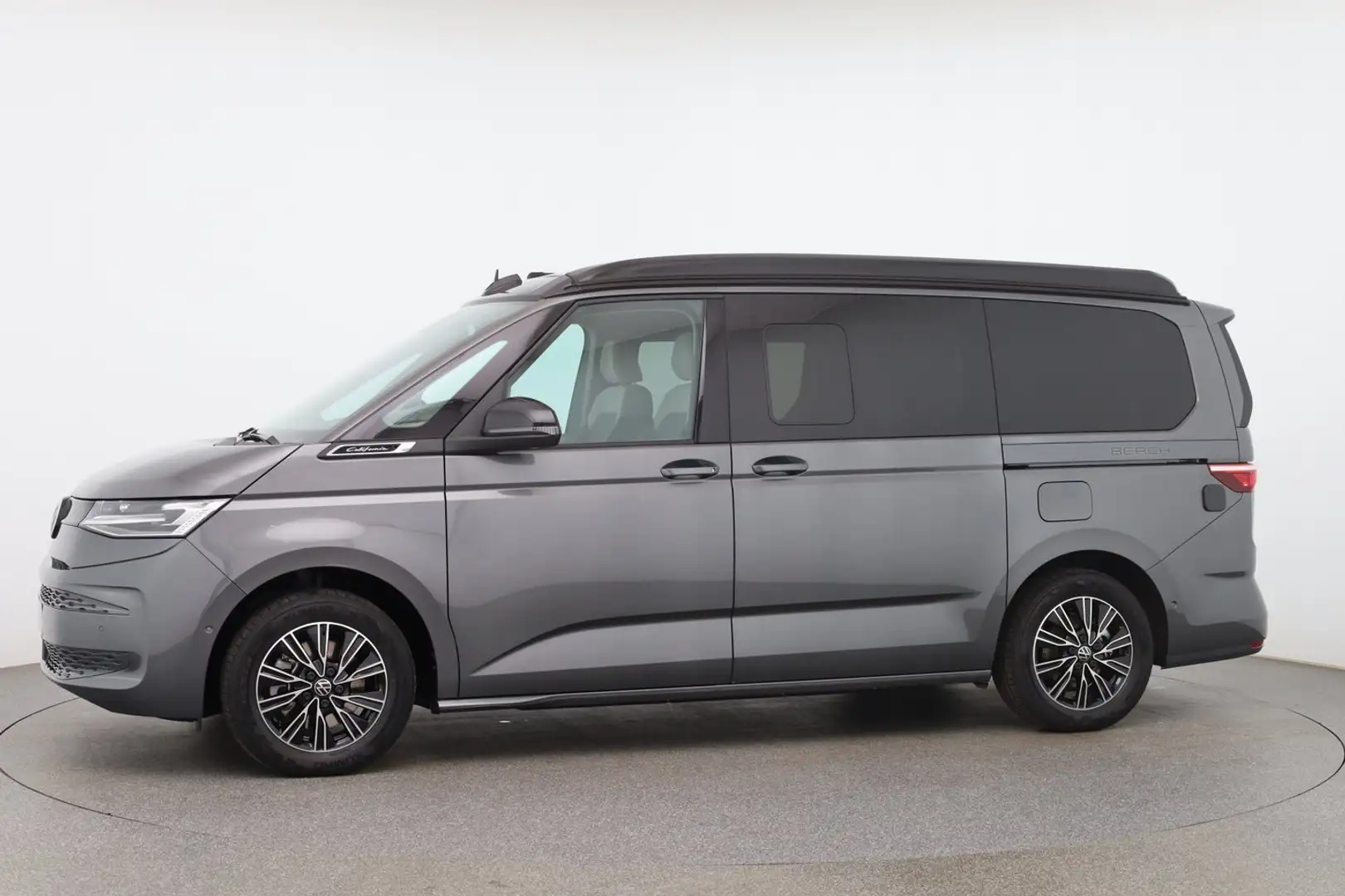 Volkswagen T7 California VW T7 California Beach eHybrid 180 kW 4M Grau - 2