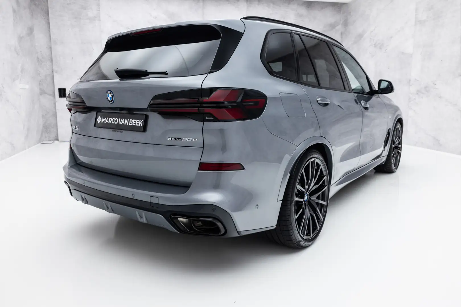 BMW X5 xDrive50e Launch Edition | Pano | M-Sport Pro | Ca Grau - 2