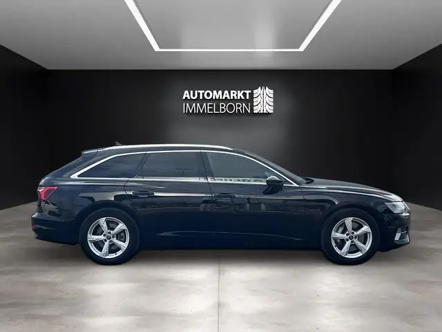 Audi A6 view 11