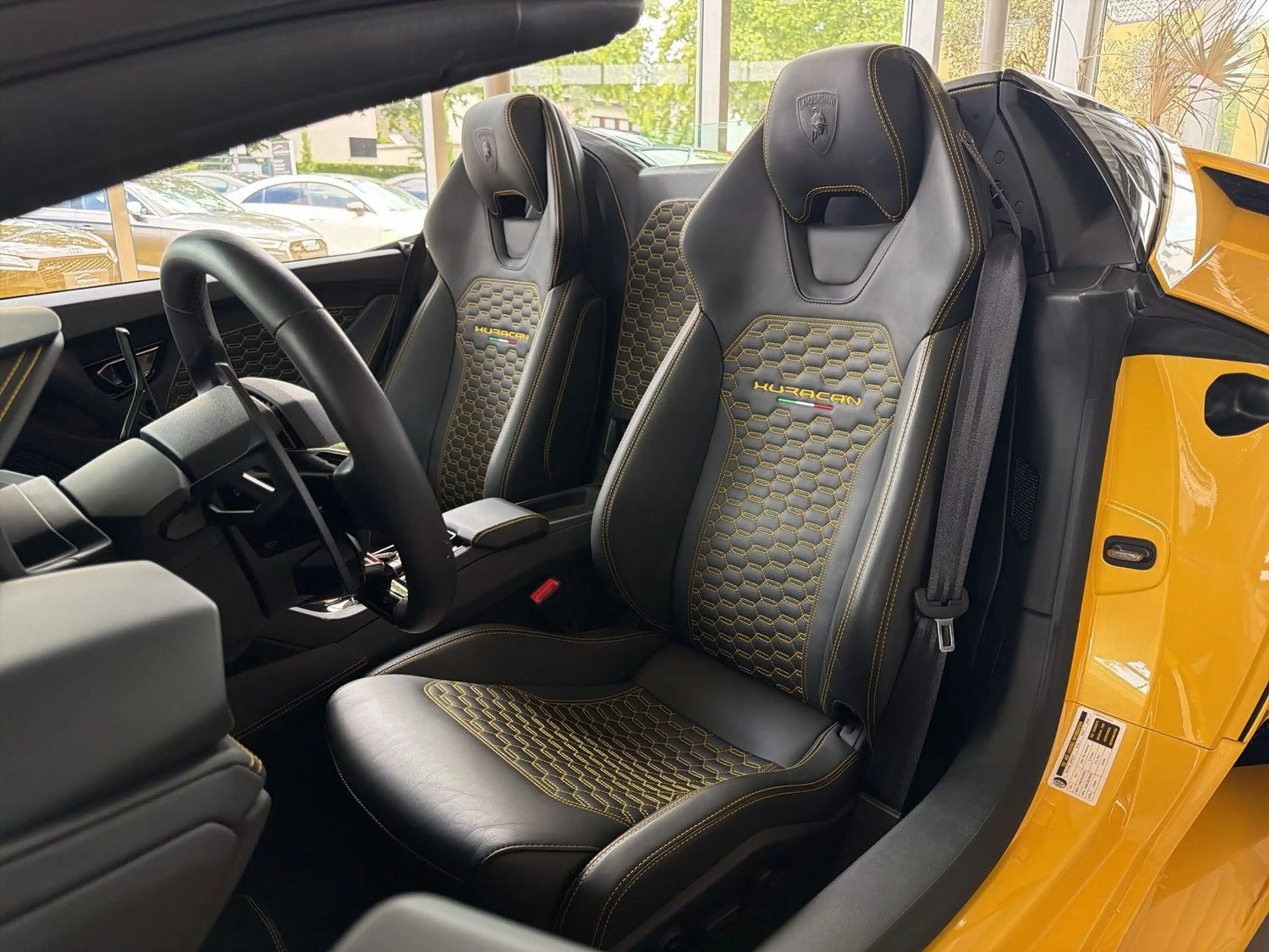 Lamborghini Huracán SPYDER 1Hd LIFT CARBONBREMSE LED — photo 10